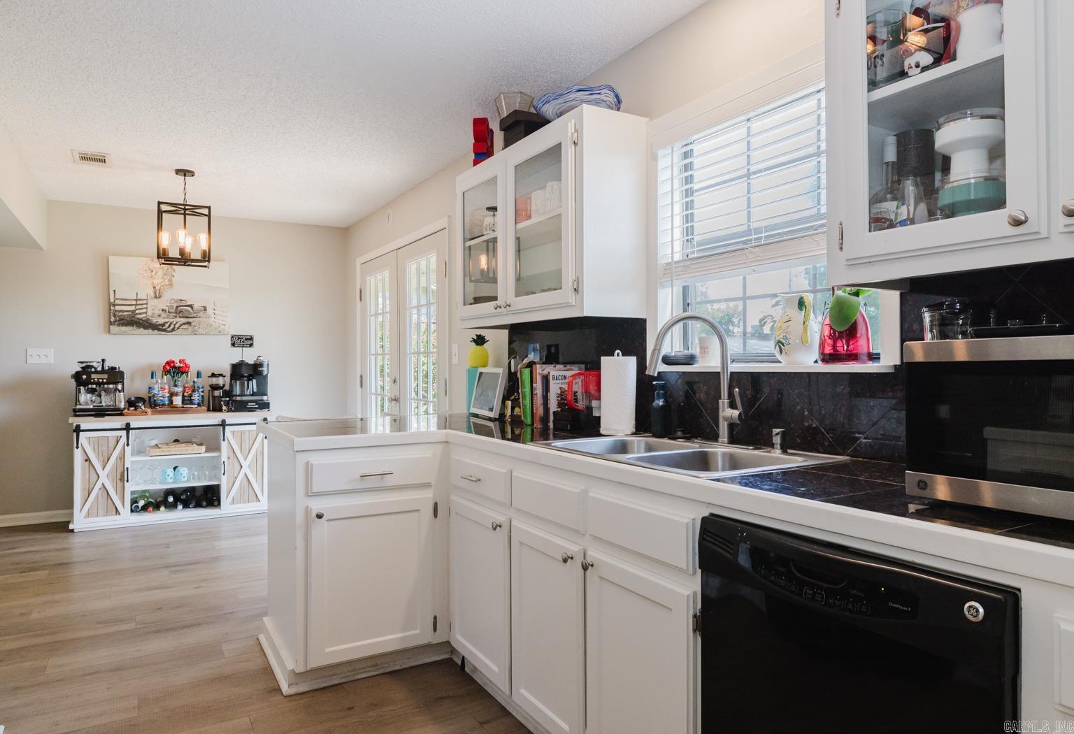 1 Azalea Cir  Benton, AR