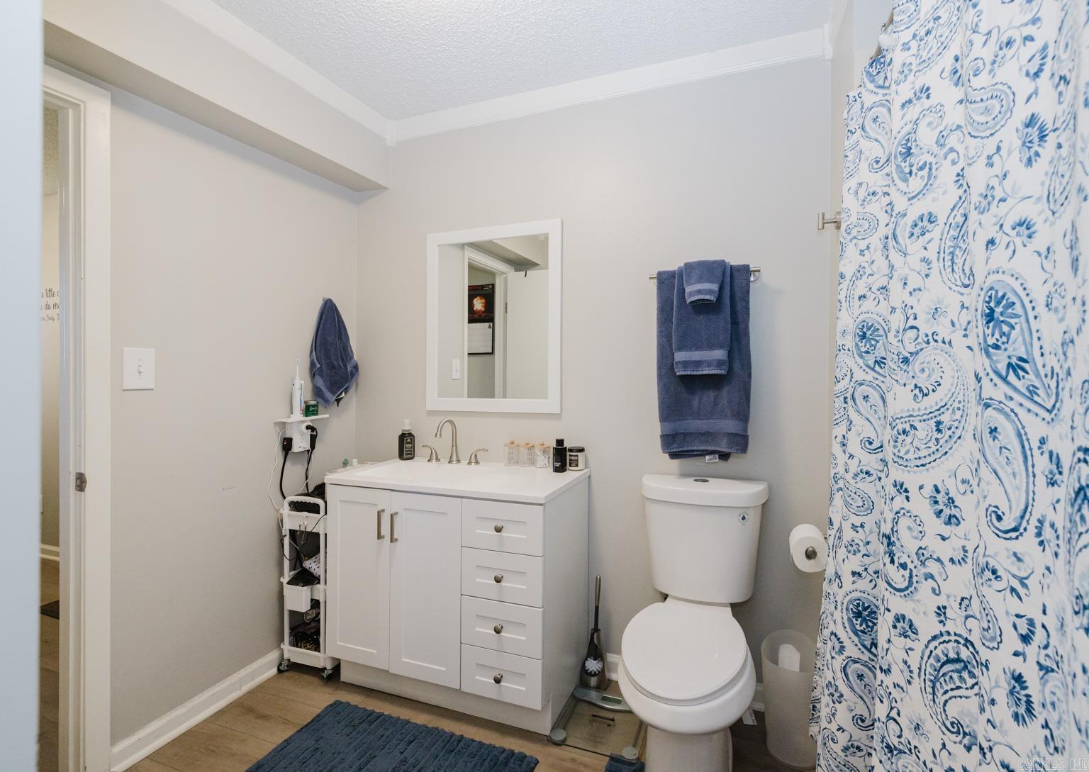 1 Azalea Cir  Benton, AR