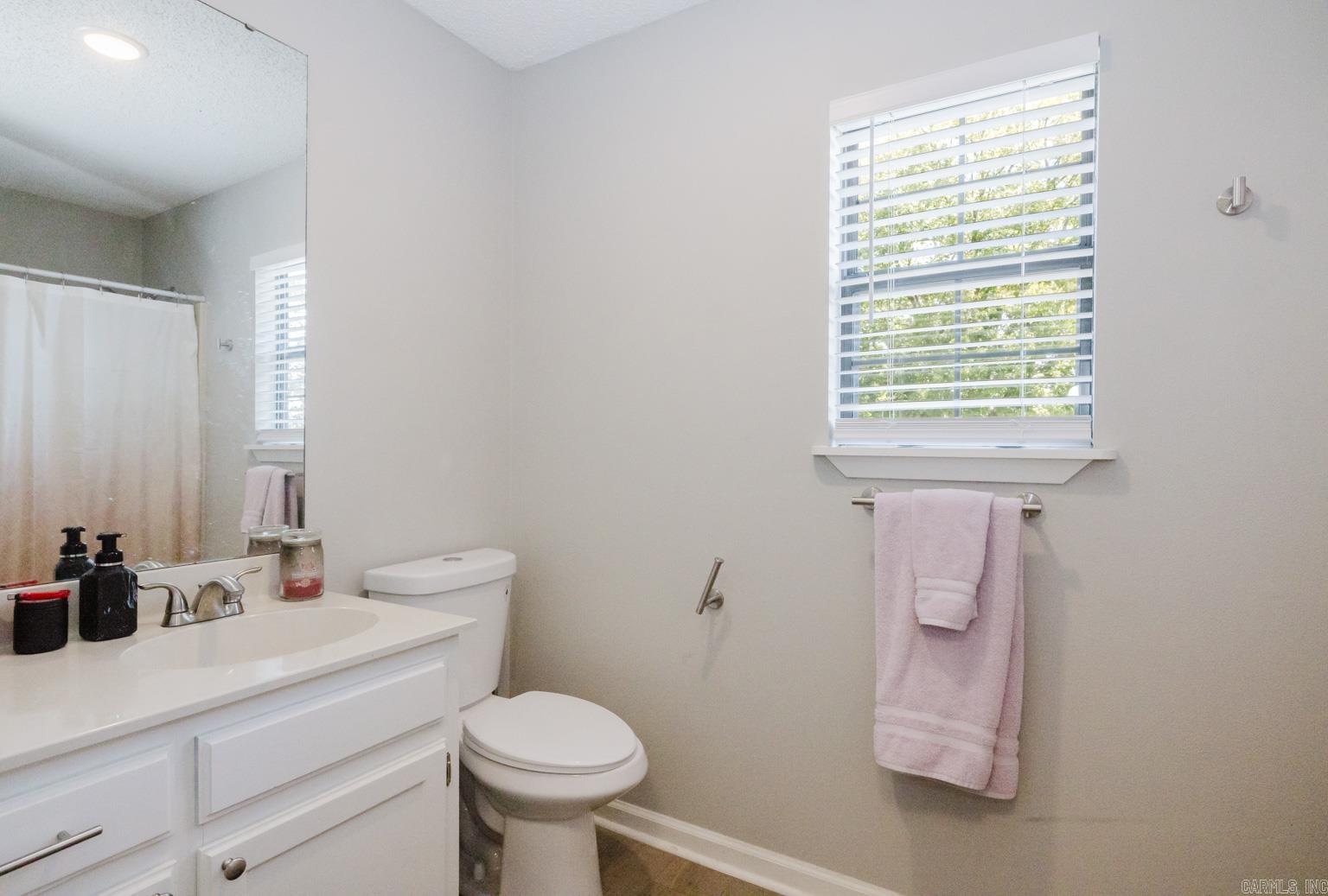 1 Azalea Cir  Benton, AR