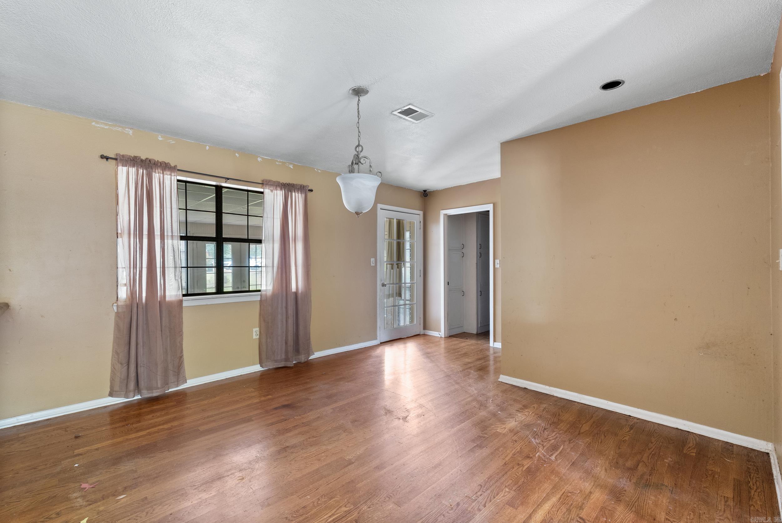 21 Center  Ward, AR