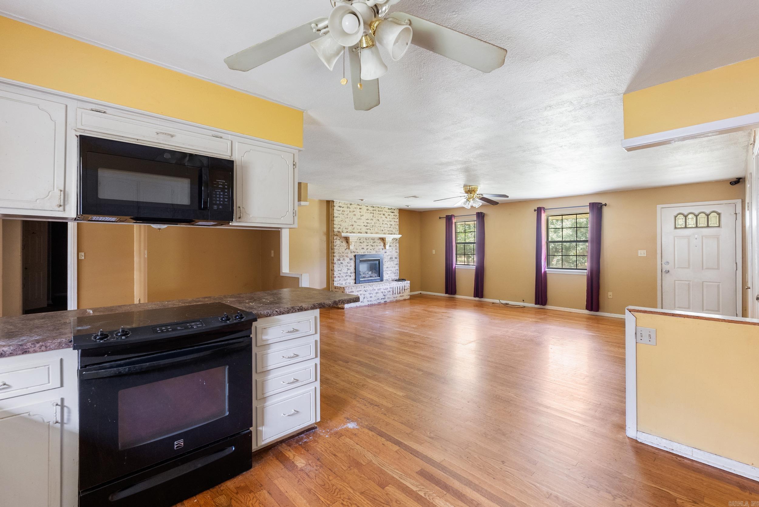 21 Center  Ward, AR
