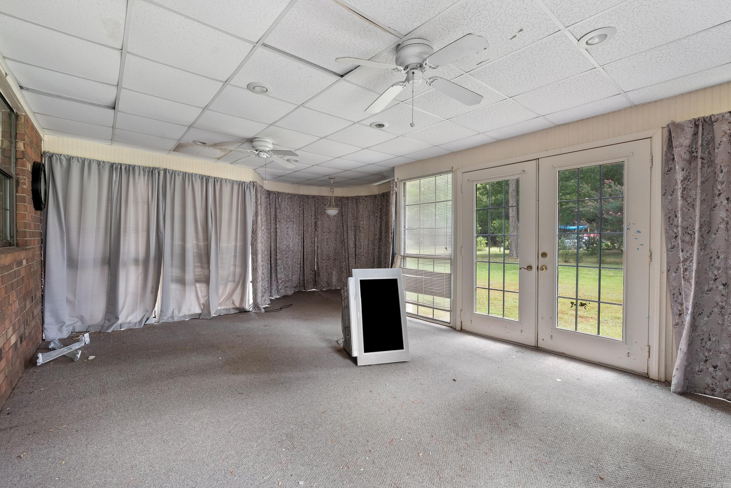21 Center  Ward, AR