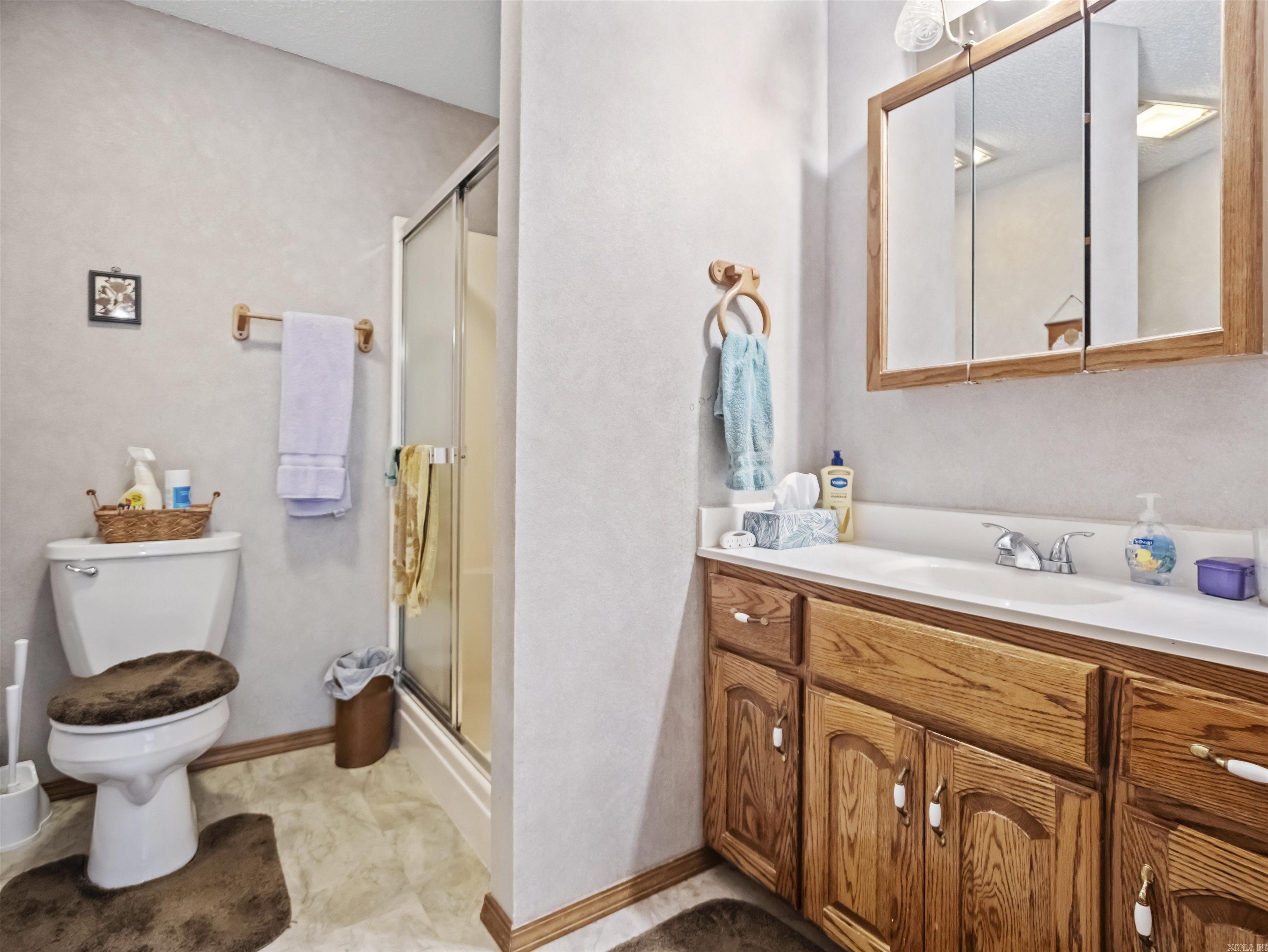 6 Lugar  Hot Springs Village, AR