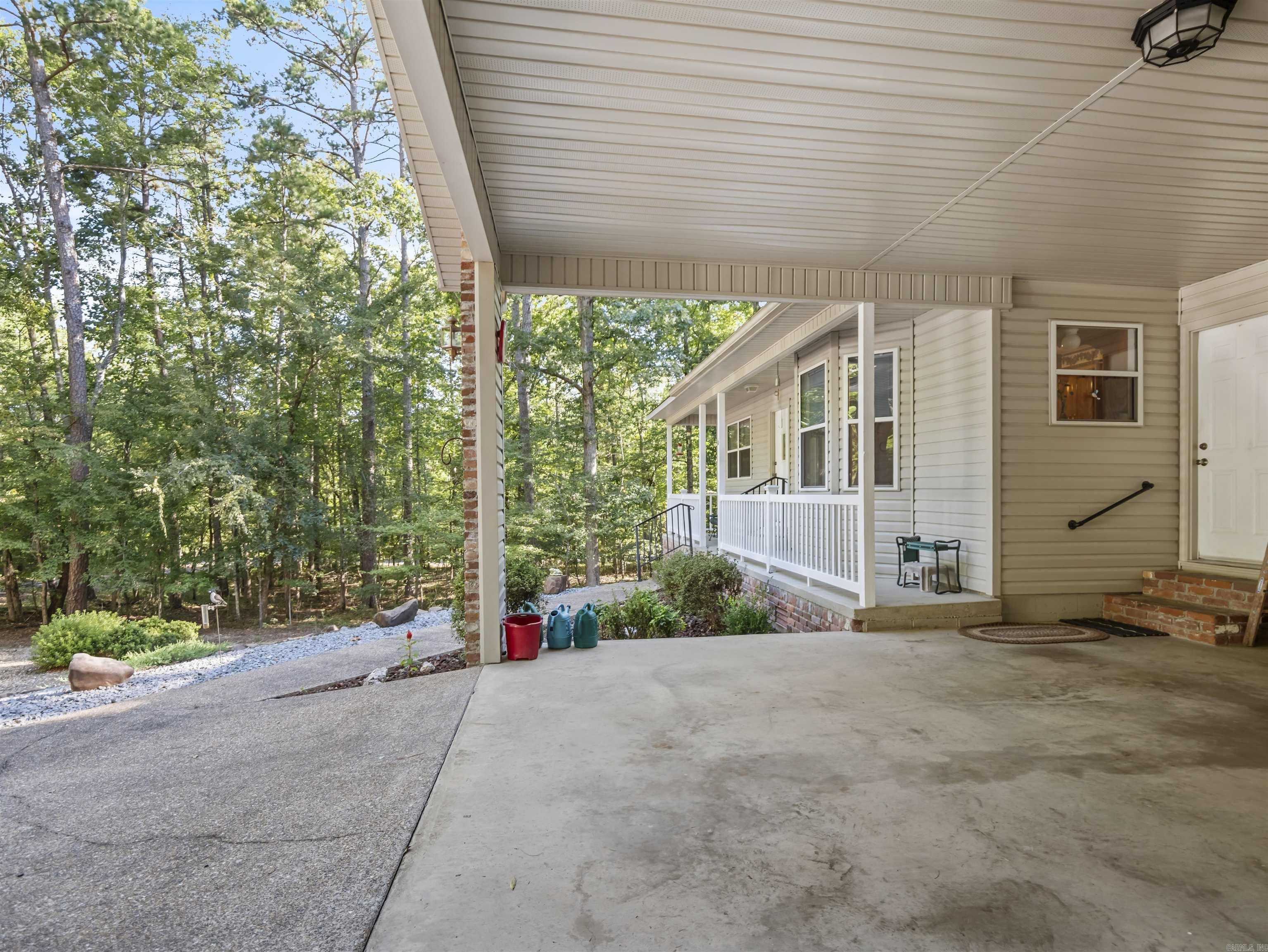 6 Lugar  Hot Springs Village, AR