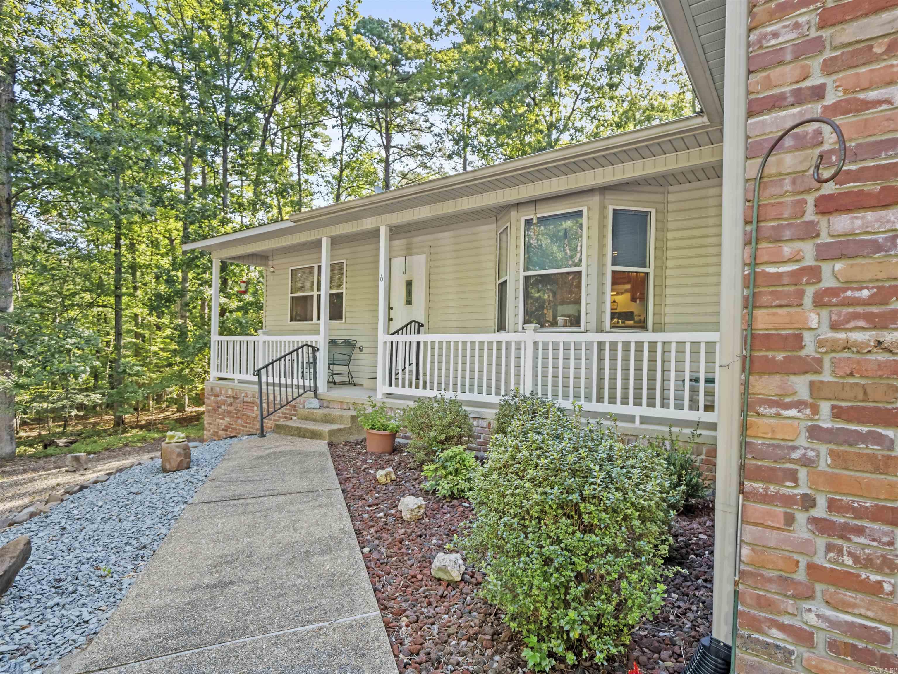 6 Lugar  Hot Springs Village, AR