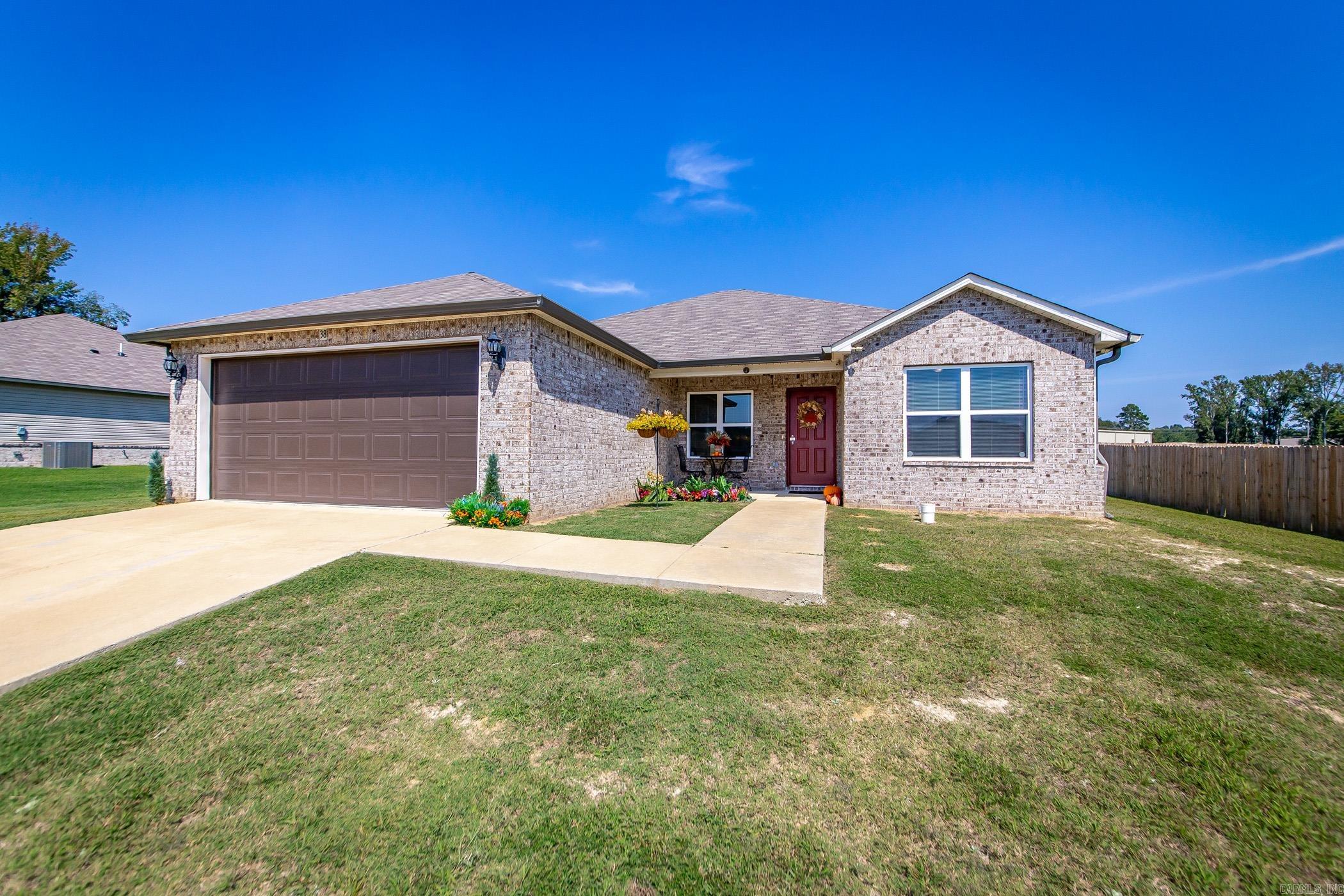 38 Saunder  Ward, AR