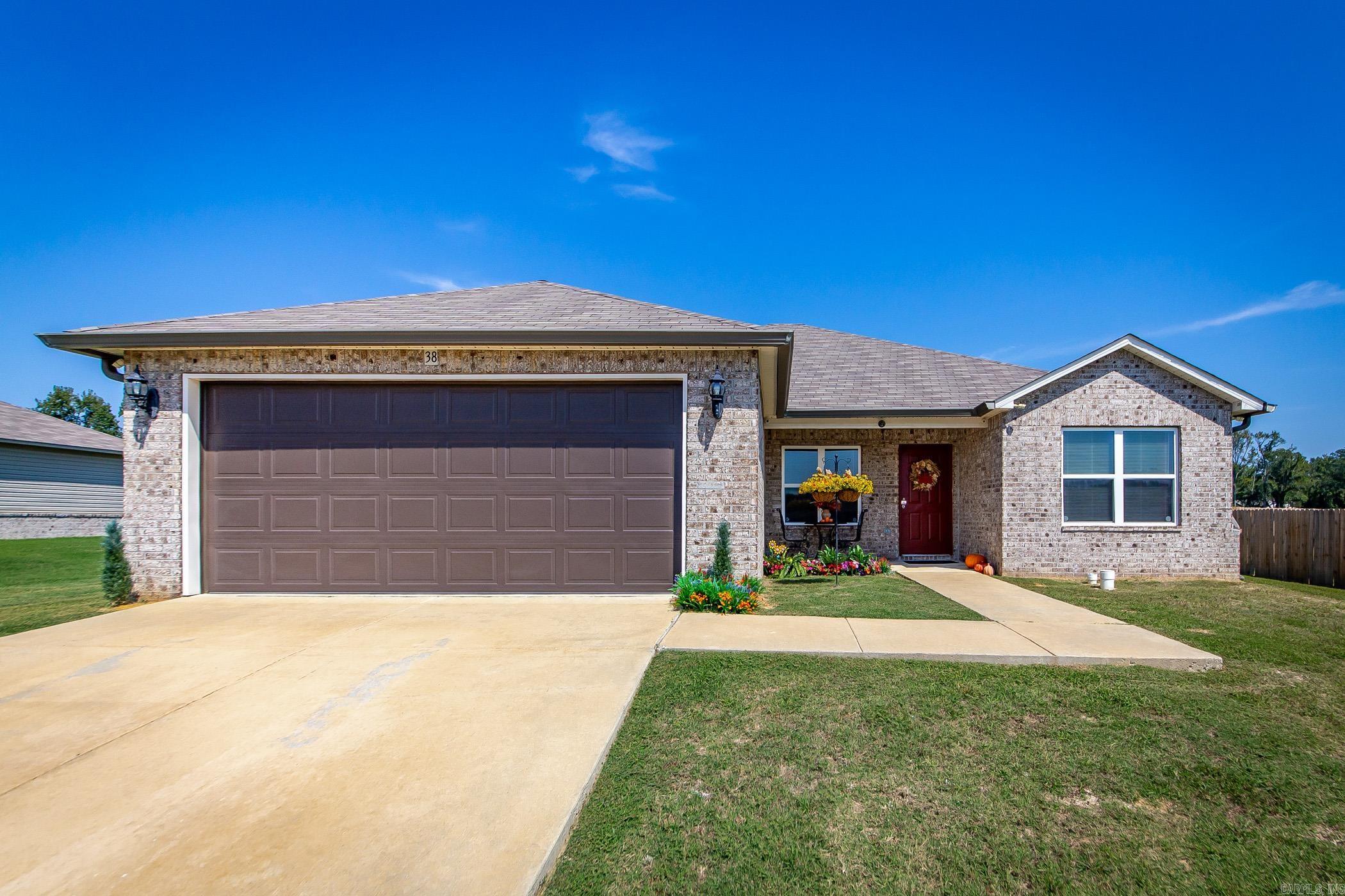 38 Saunder  Ward, AR