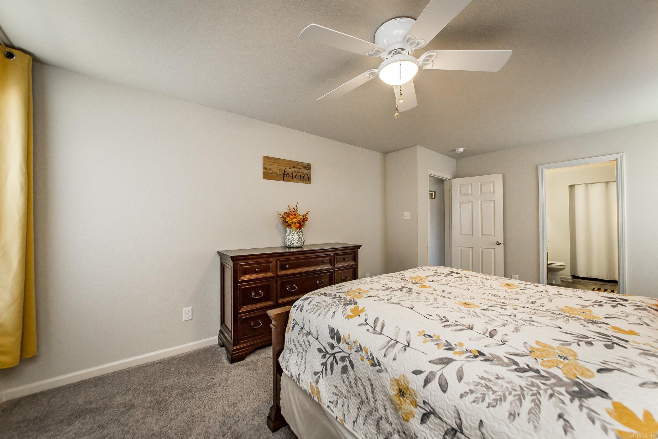 38 Saunder  Ward, AR