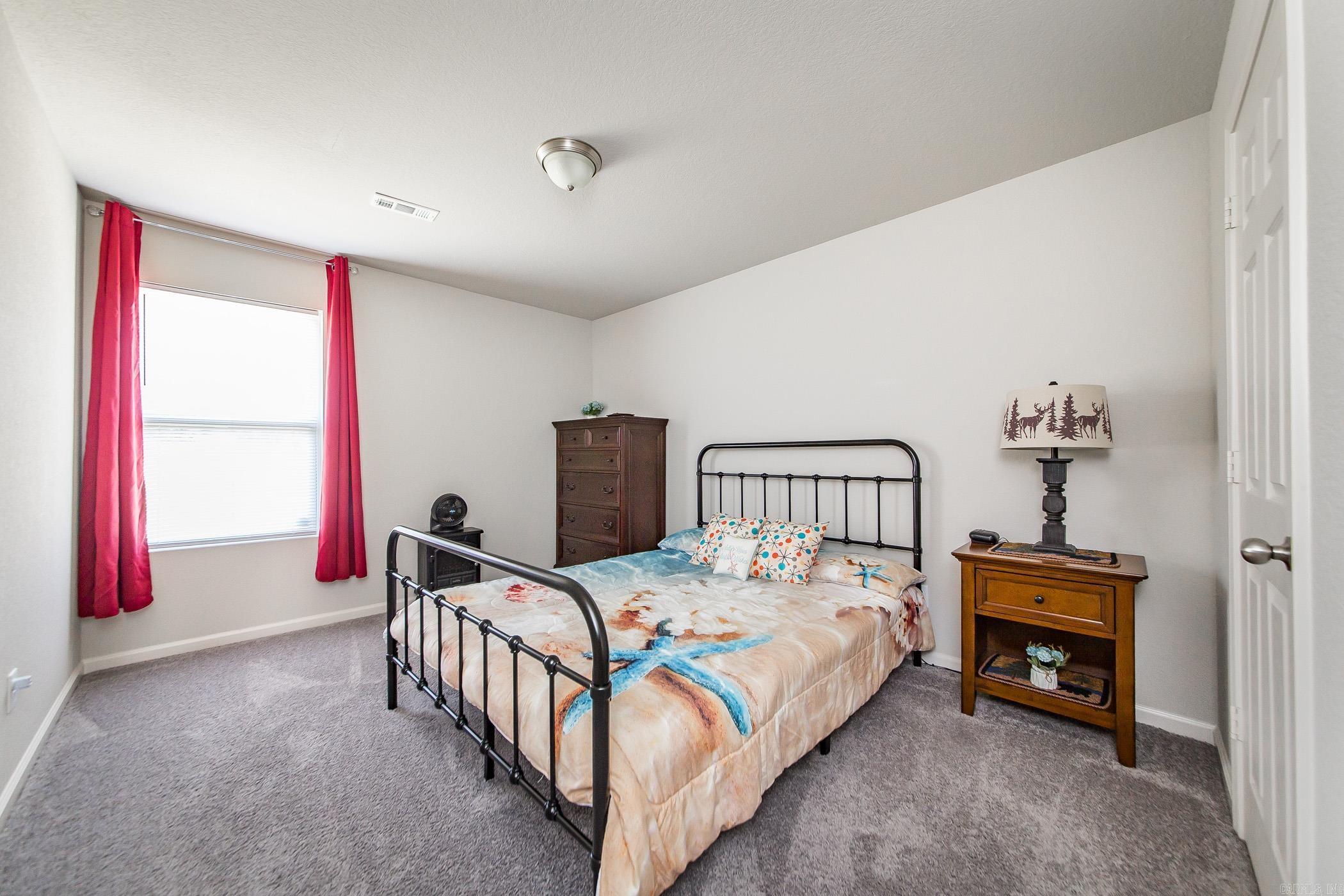 38 Saunder  Ward, AR