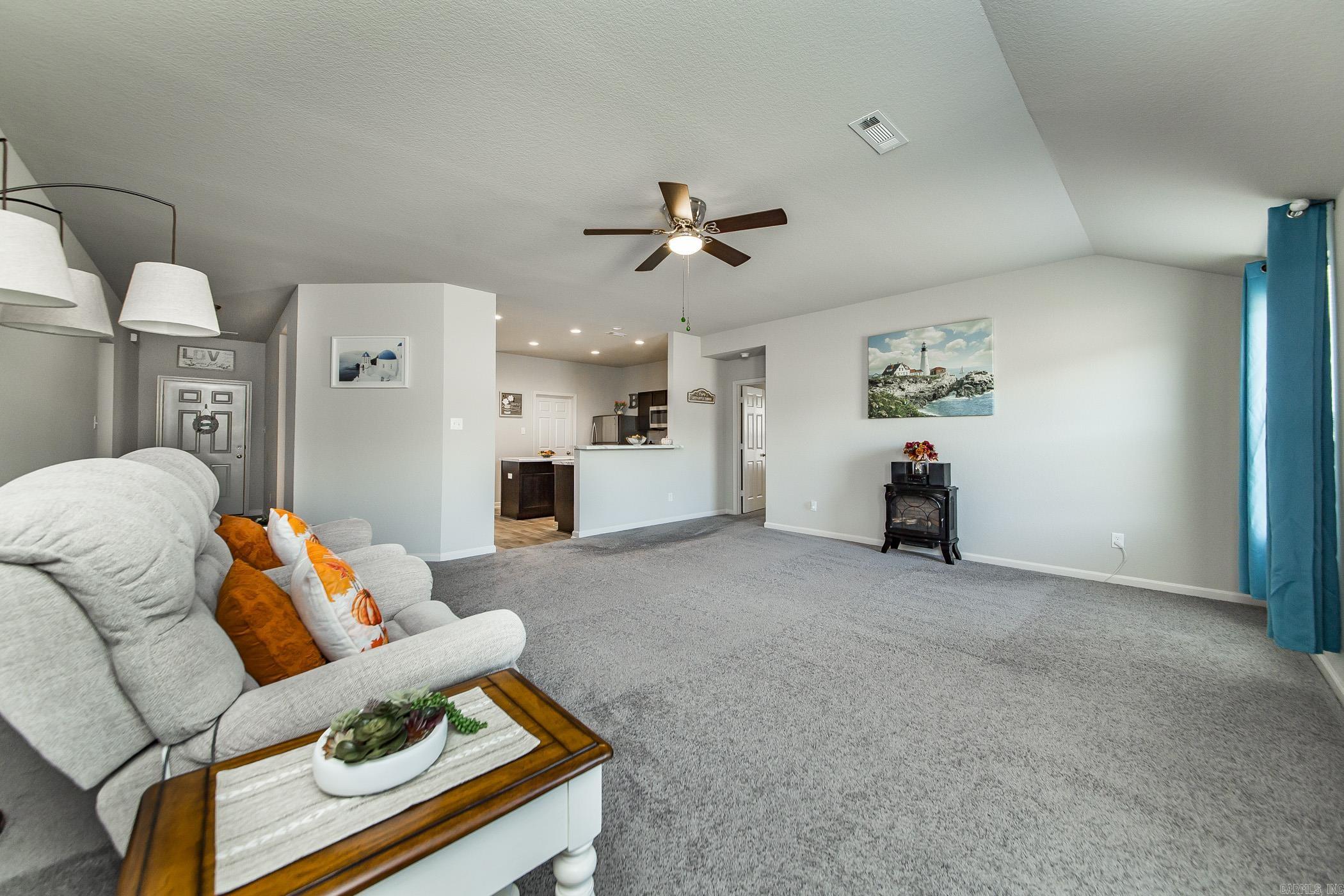 38 Saunder  Ward, AR