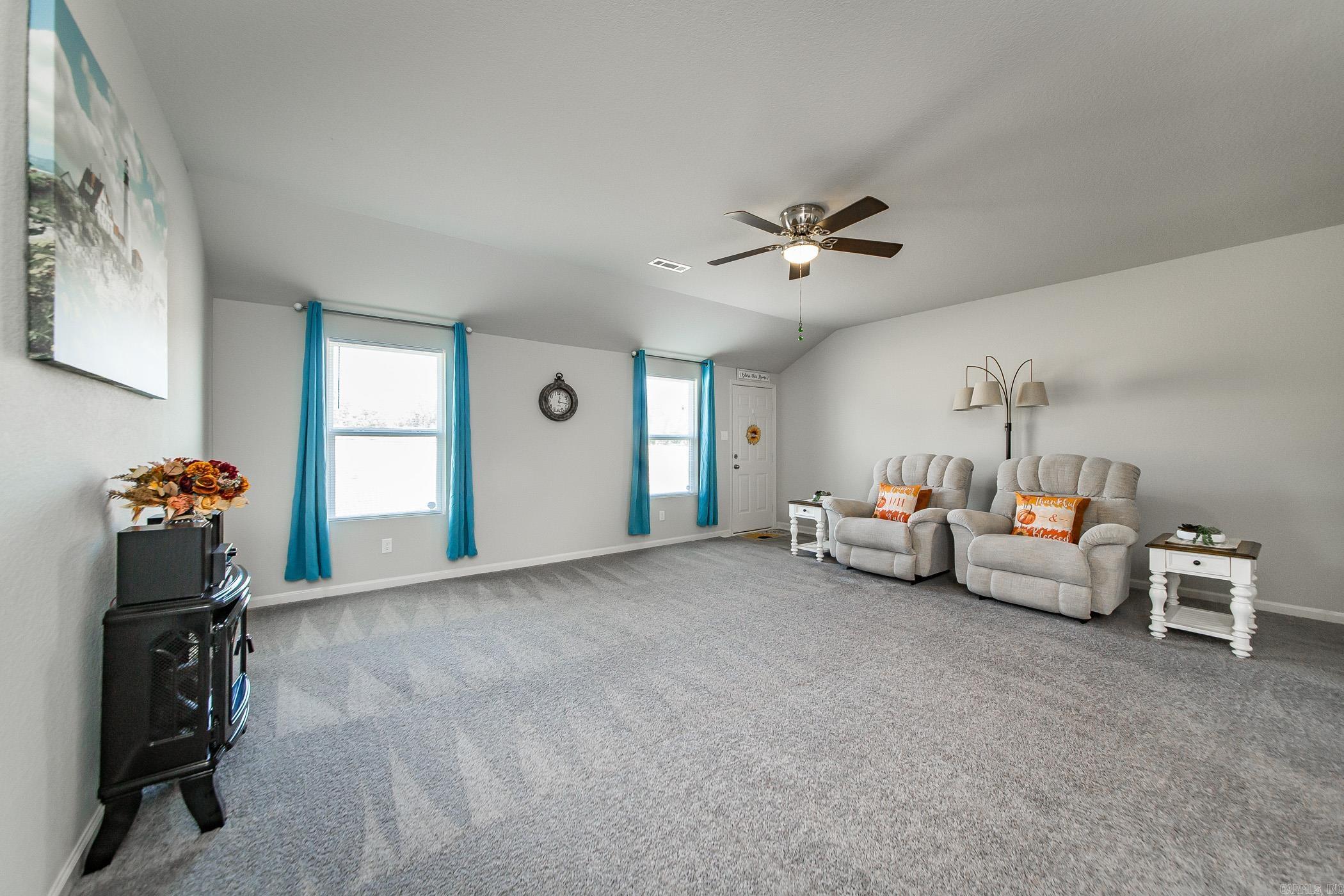 38 Saunder  Ward, AR