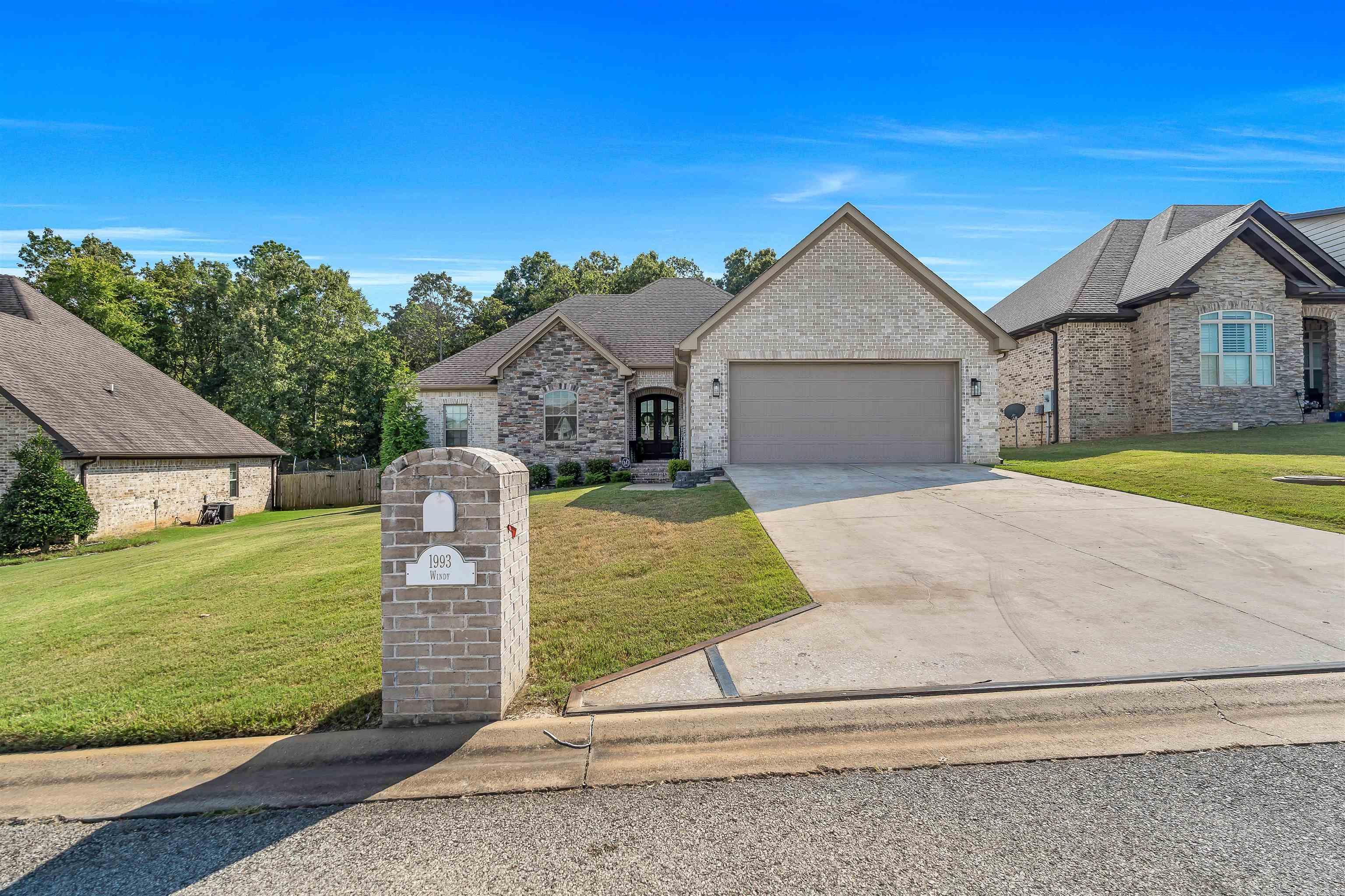 1993 Windy Ln  Jonesboro, AR