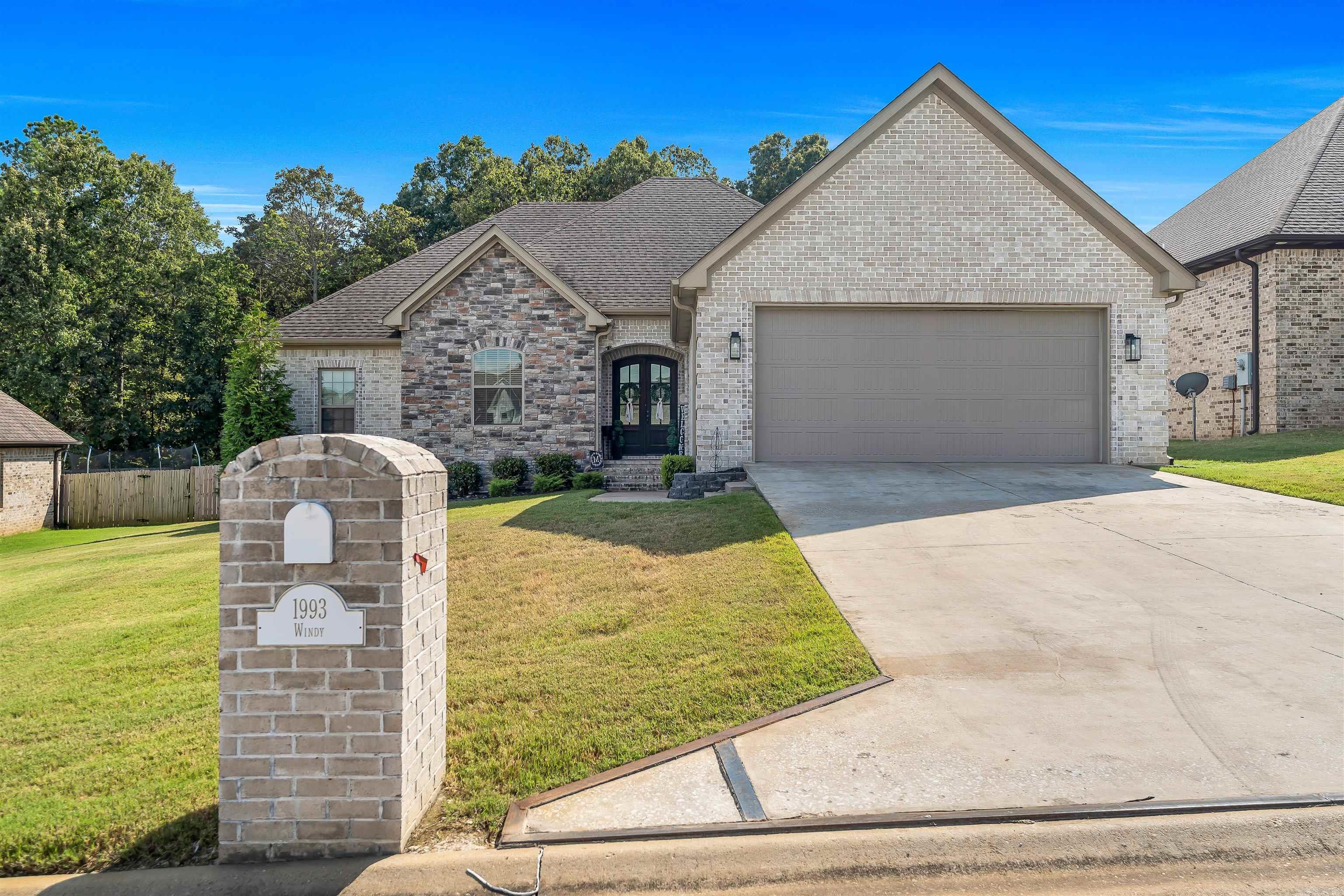 1993 Windy Ln  Jonesboro, AR