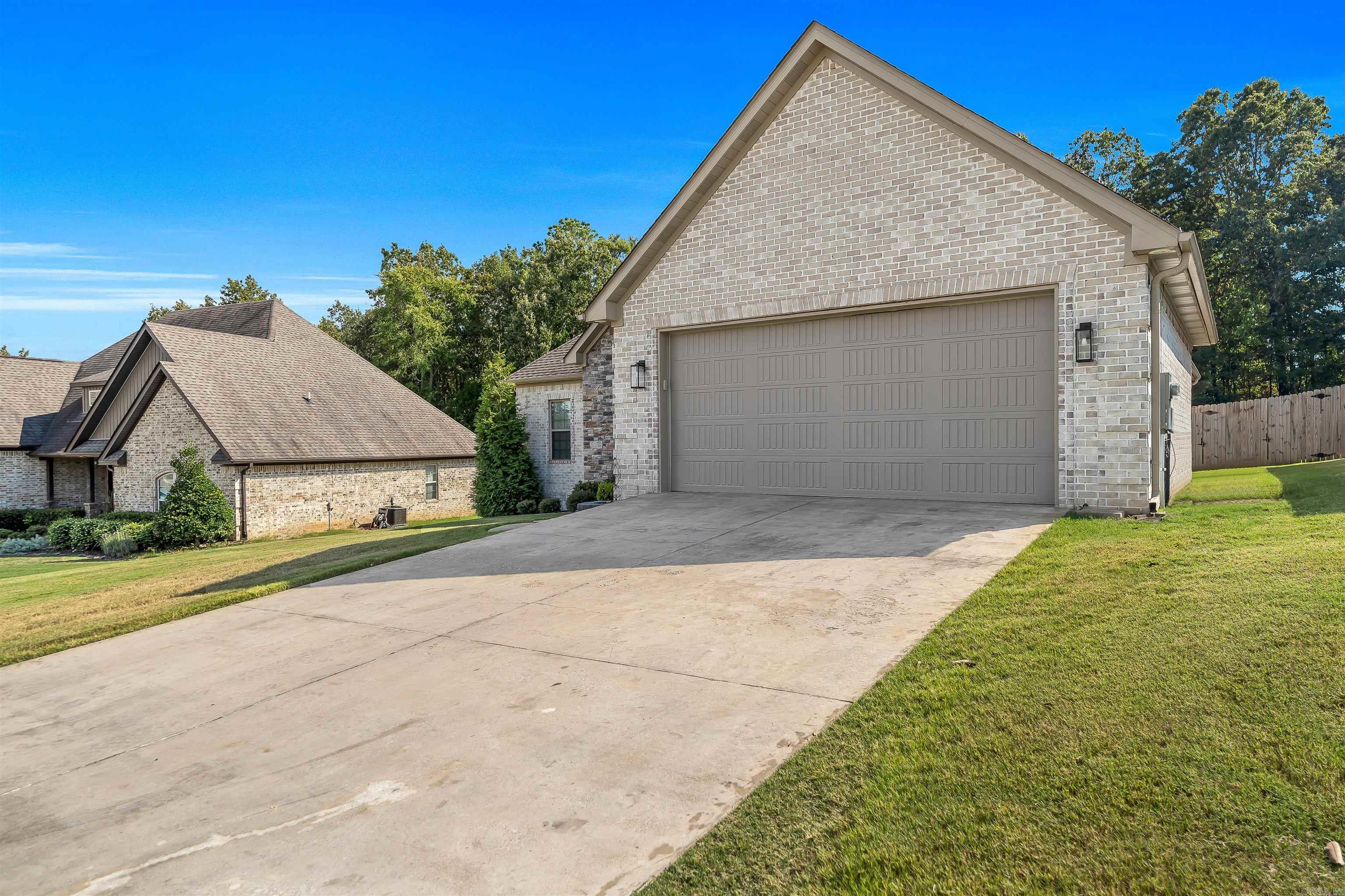 1993 Windy Ln  Jonesboro, AR