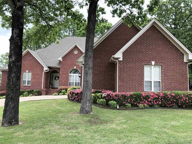 126  Black Oak Place  Searcy, AR