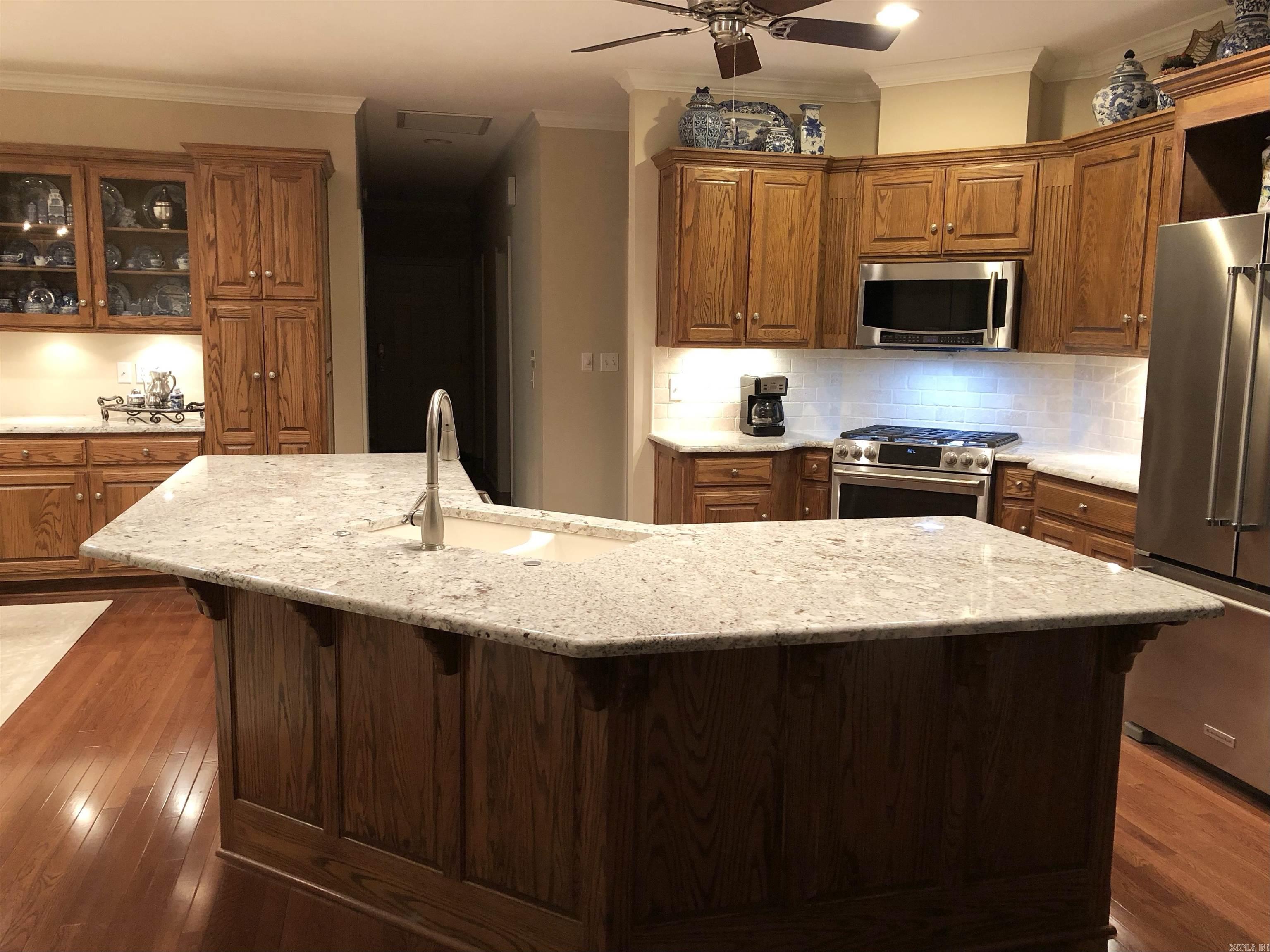 126 Black Oak Place  Searcy, AR