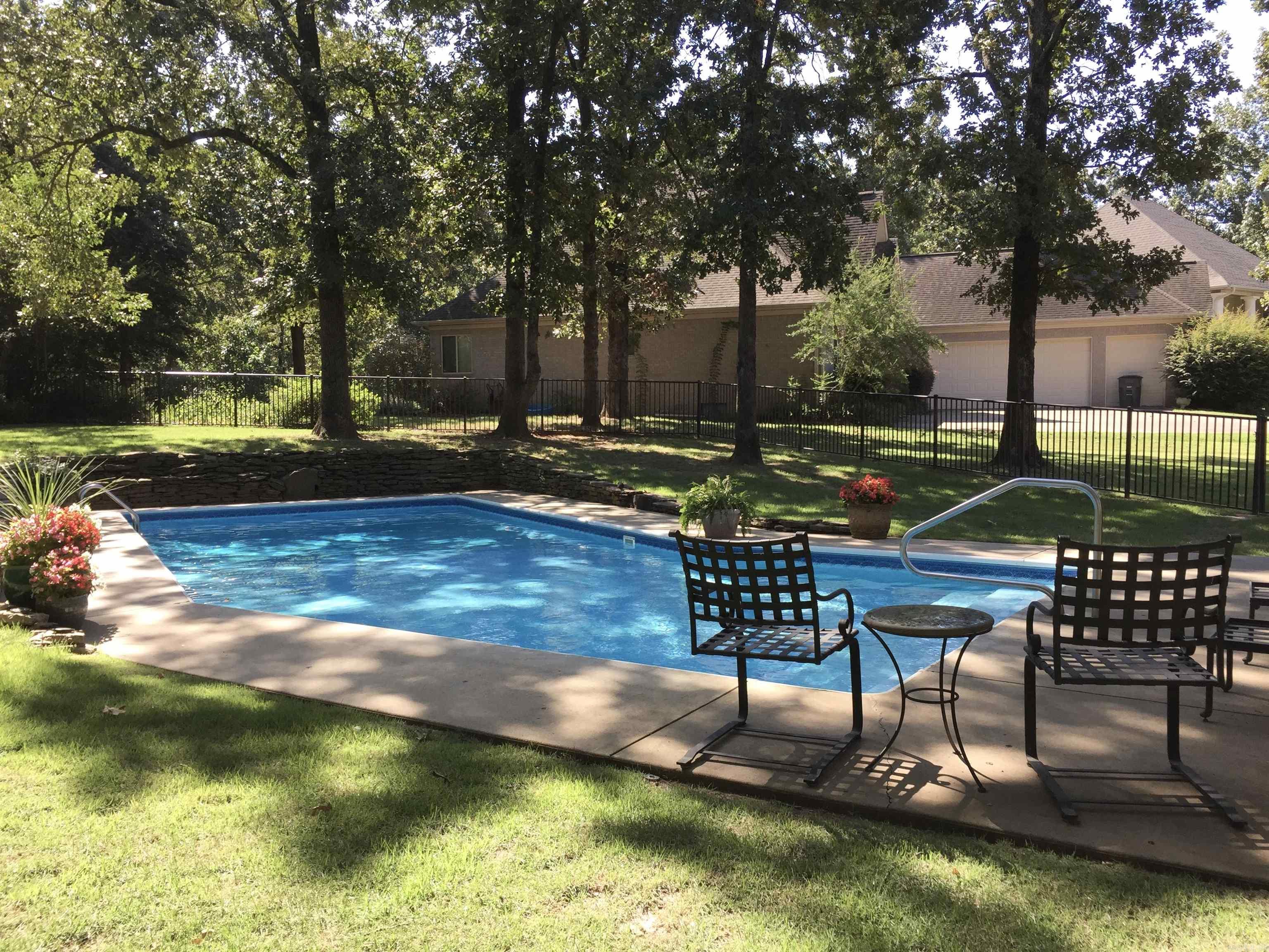 126 Black Oak Place  Searcy, AR