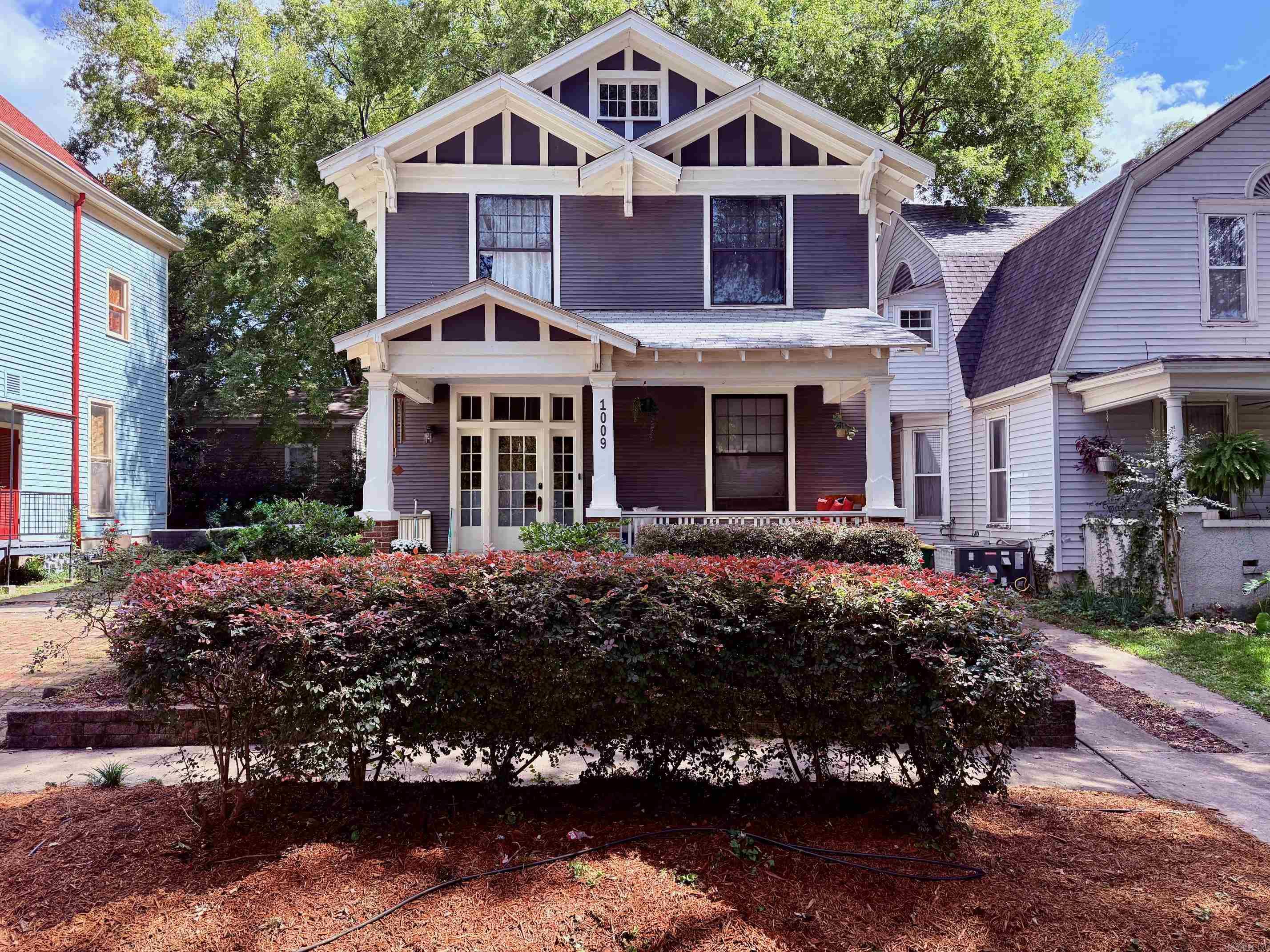 1009 Rock Street
