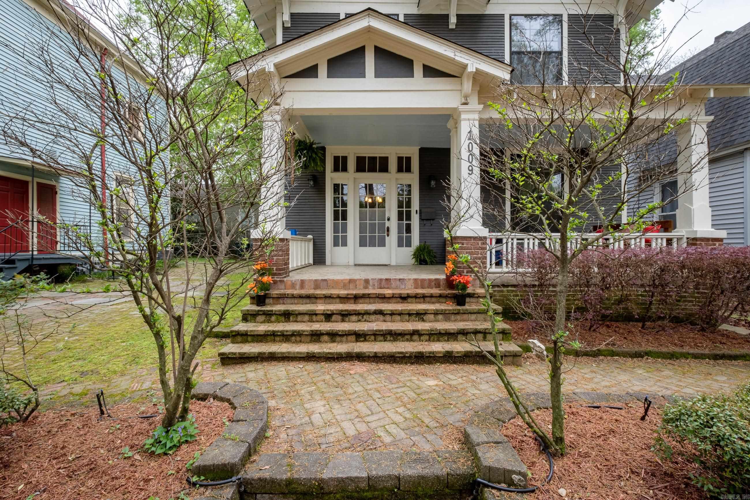1009 Rock  Little Rock, AR