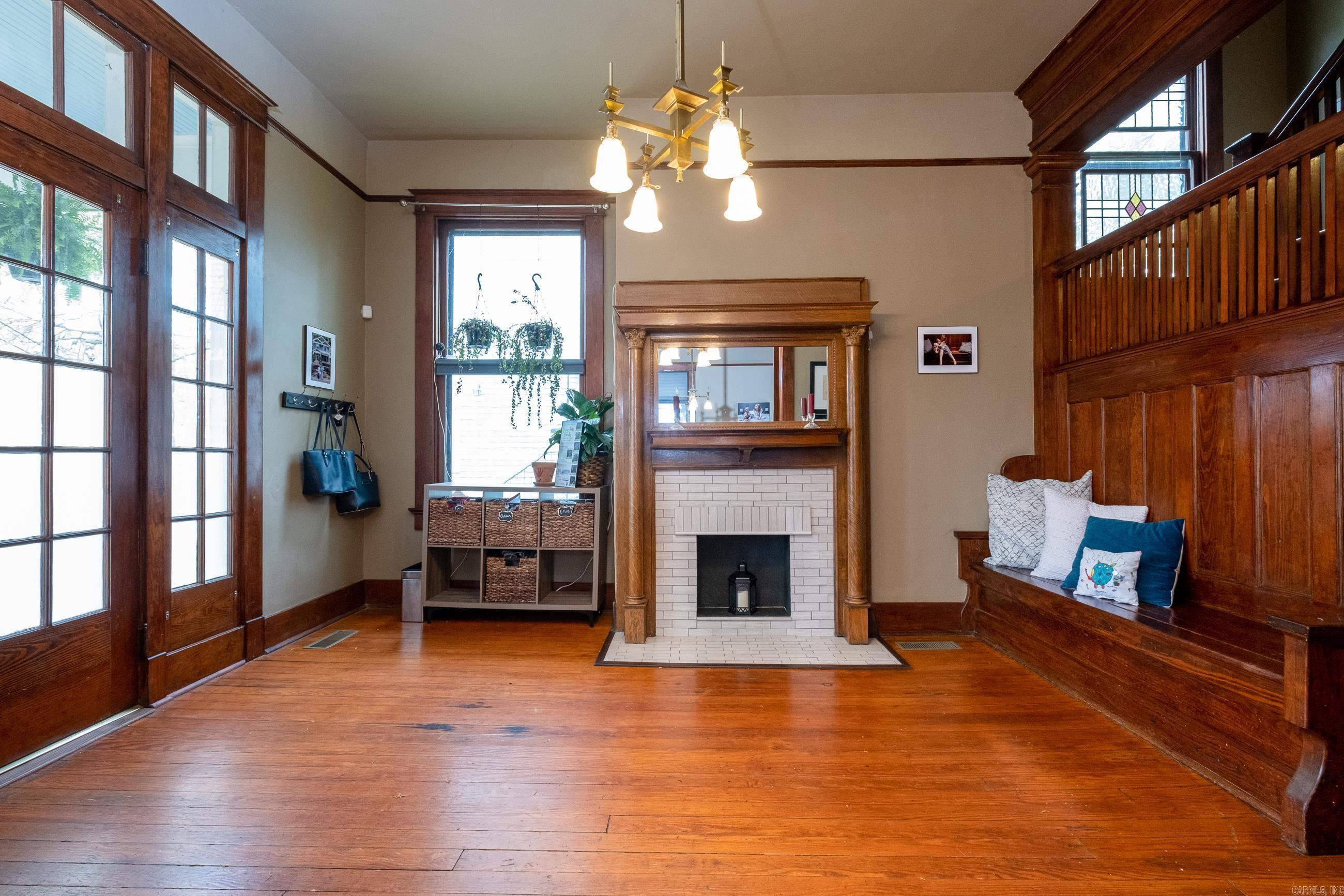 1009 Rock  Little Rock, AR