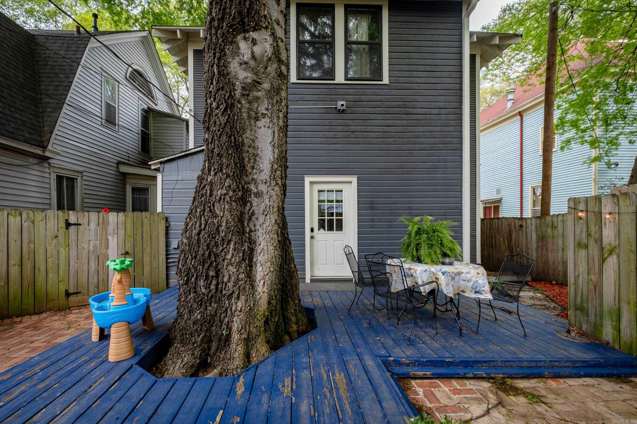 1009 Rock  Little Rock, AR