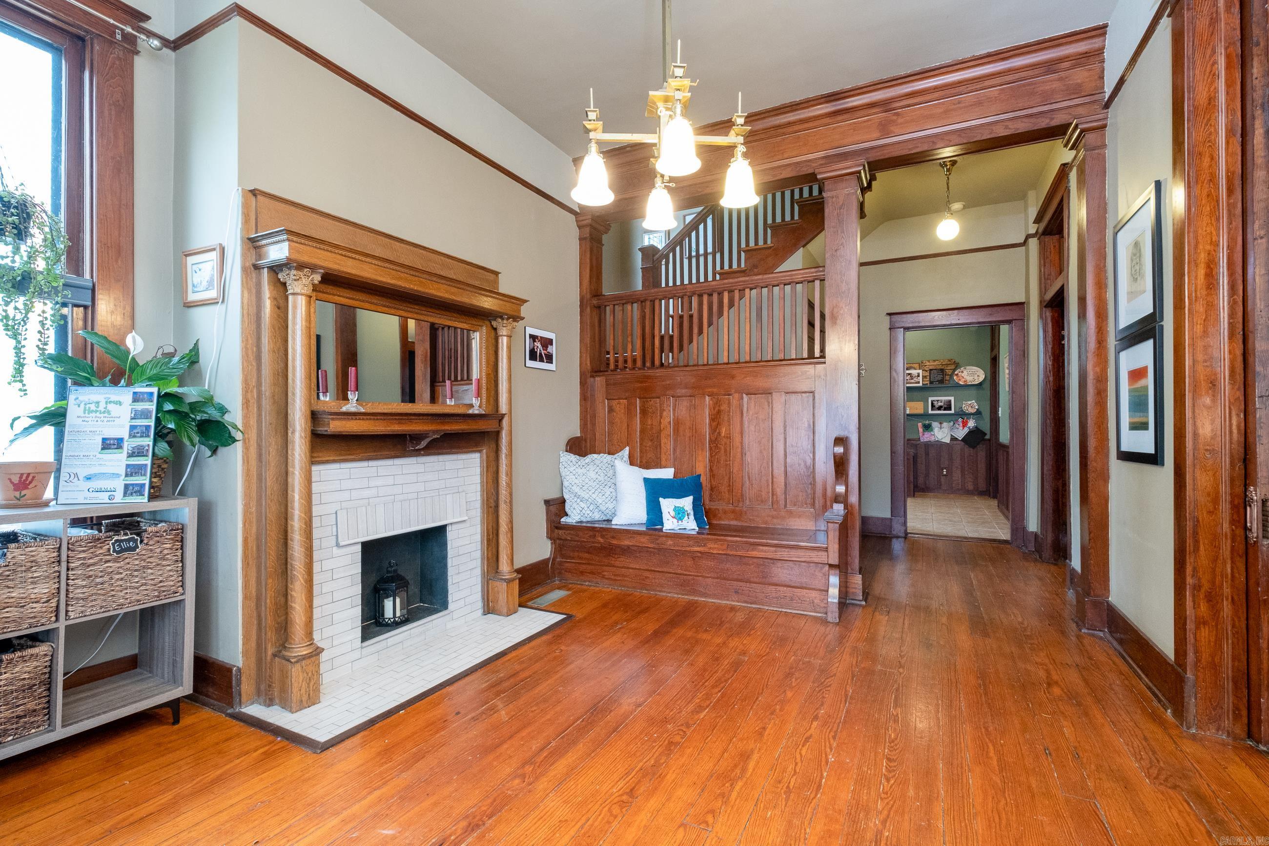 1009 Rock  Little Rock, AR