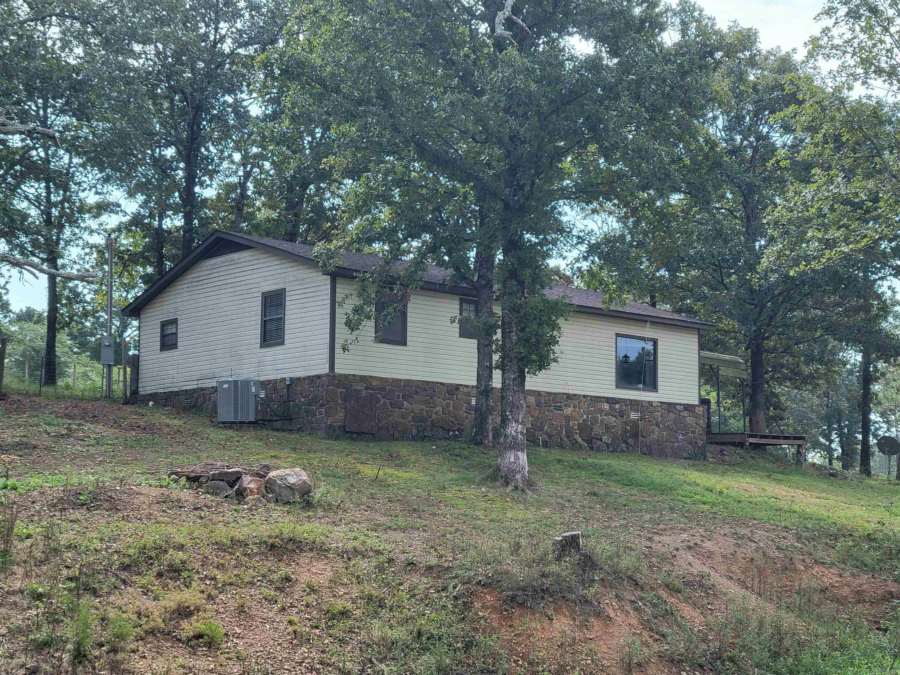 115 Billy Gray Rd W  Atkins, AR