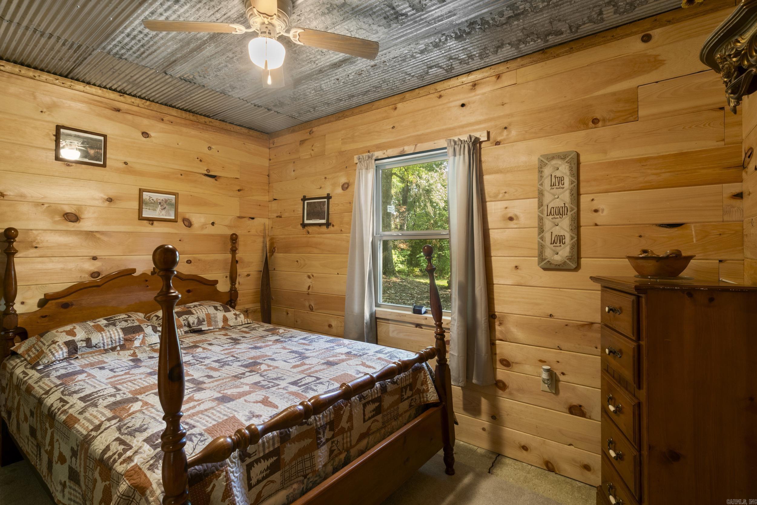 104 Landing  West Point, AR