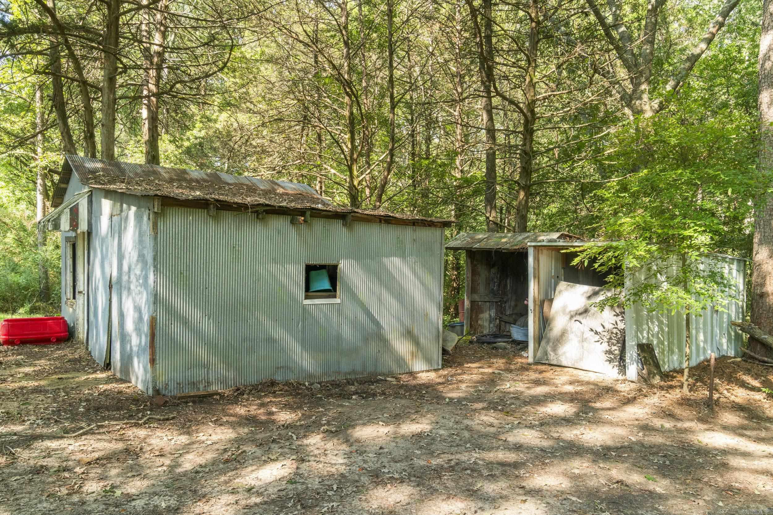 104 Landing  West Point, AR