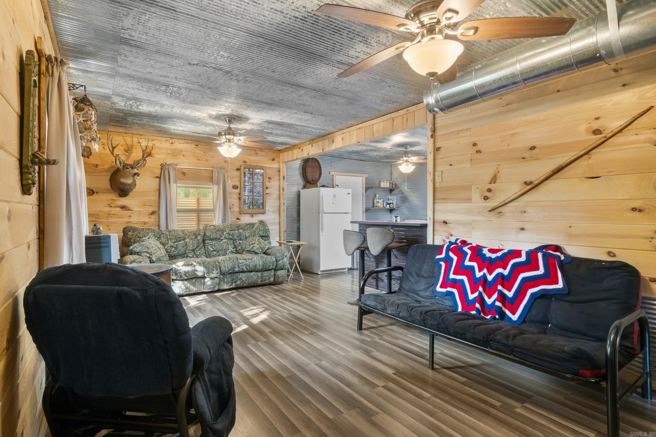104 Landing  West Point, AR