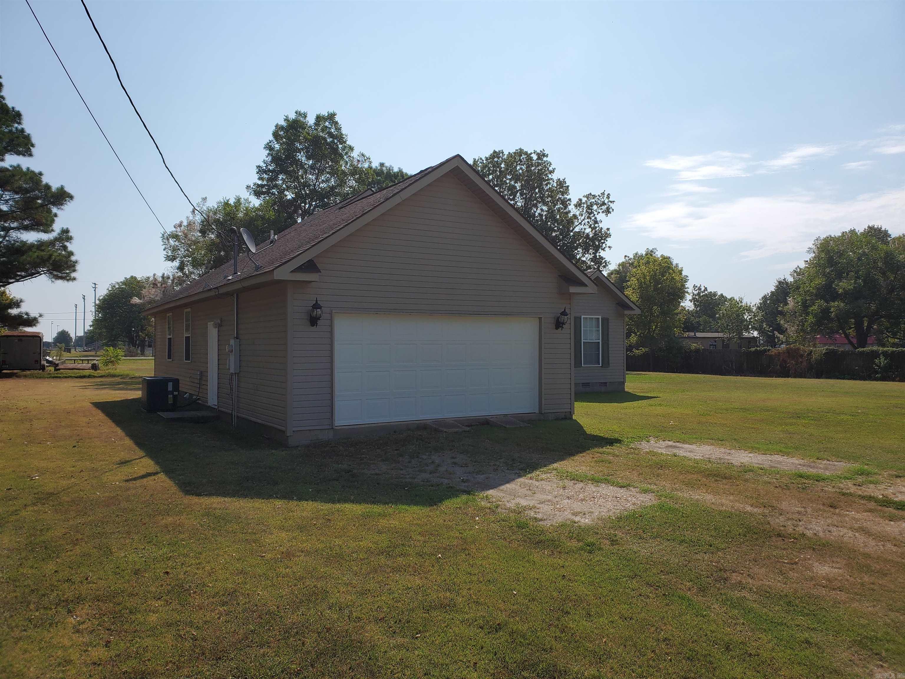 1021 S Stewart  Rector, AR