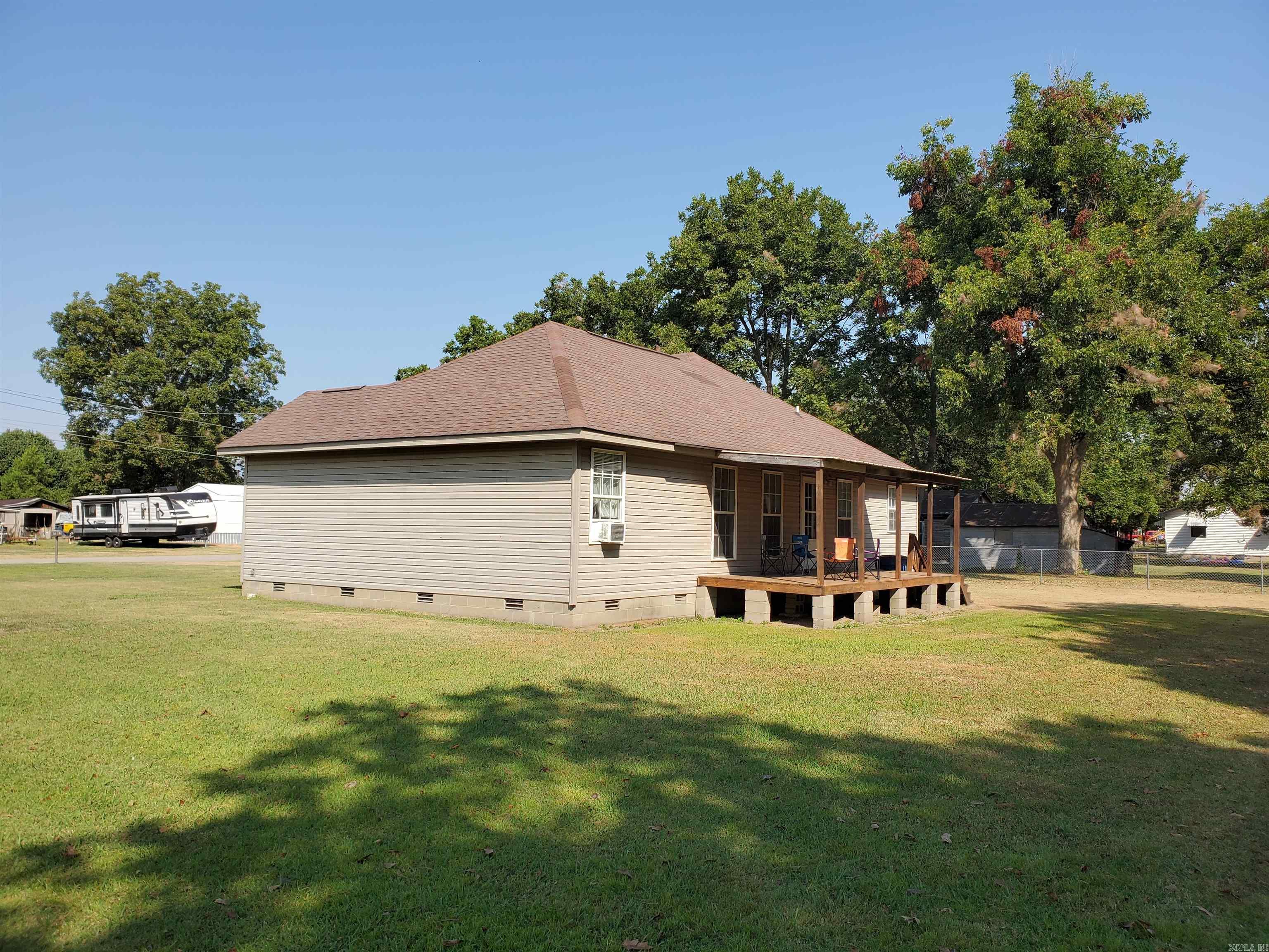 1021 S Stewart  Rector, AR