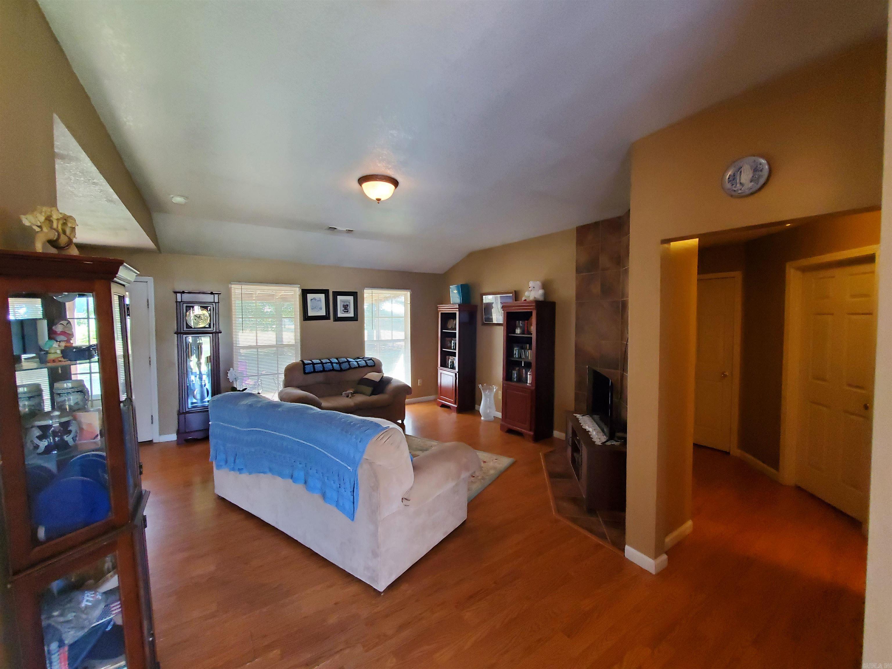 1021 S Stewart  Rector, AR