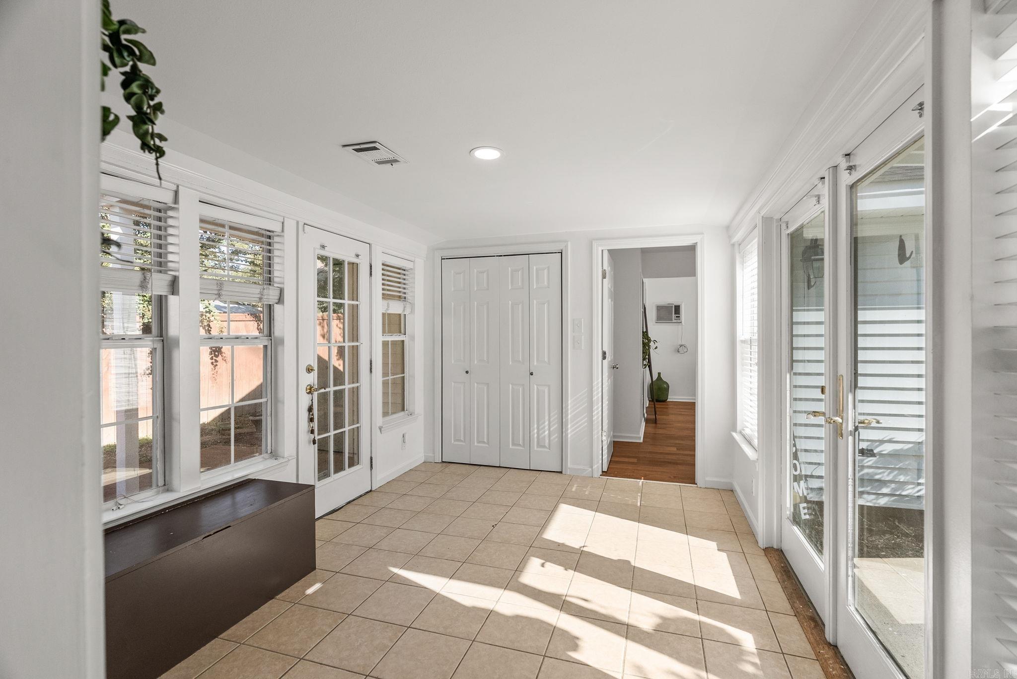 5300 C  Little Rock, AR