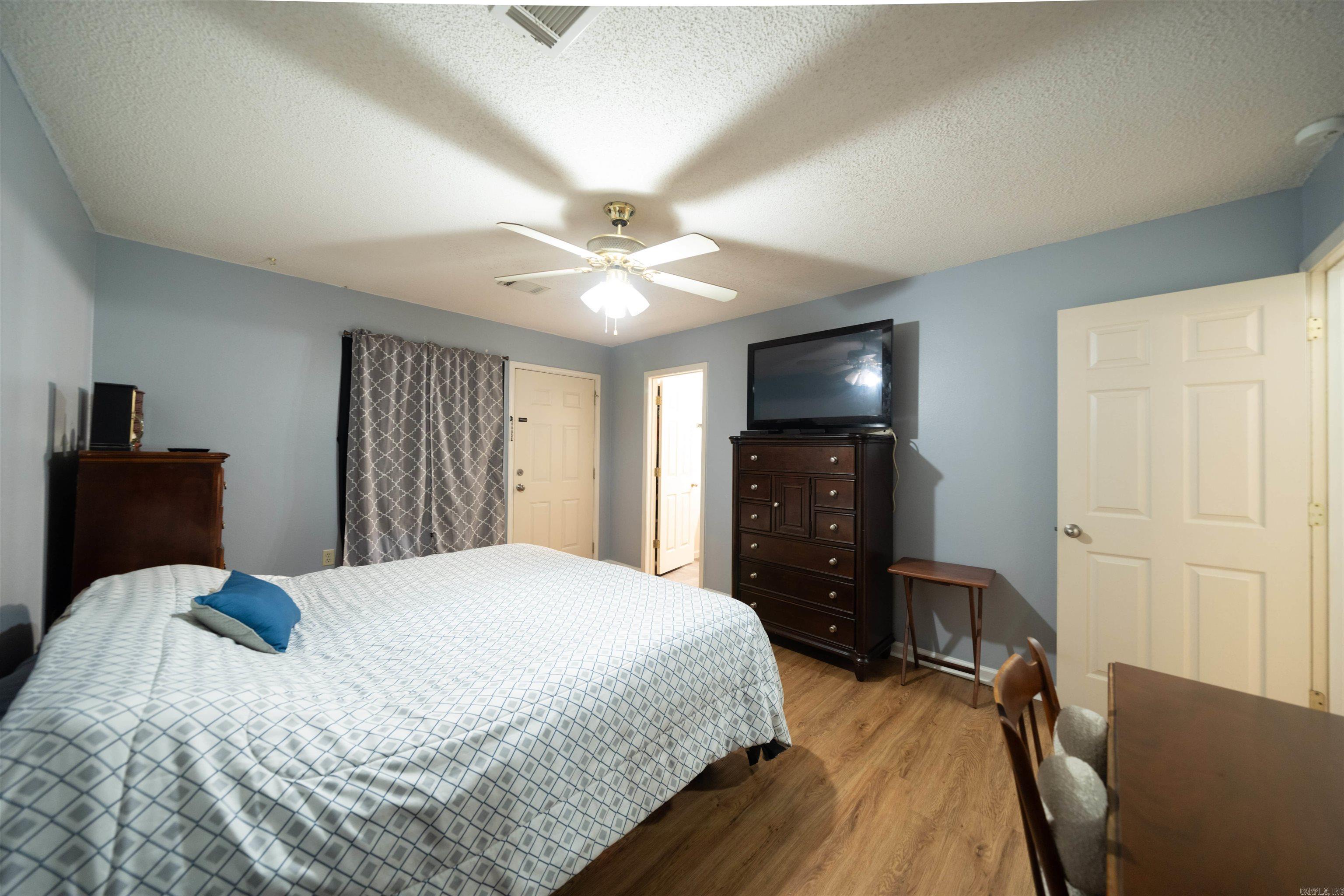 11 4th  Greenbrier, AR