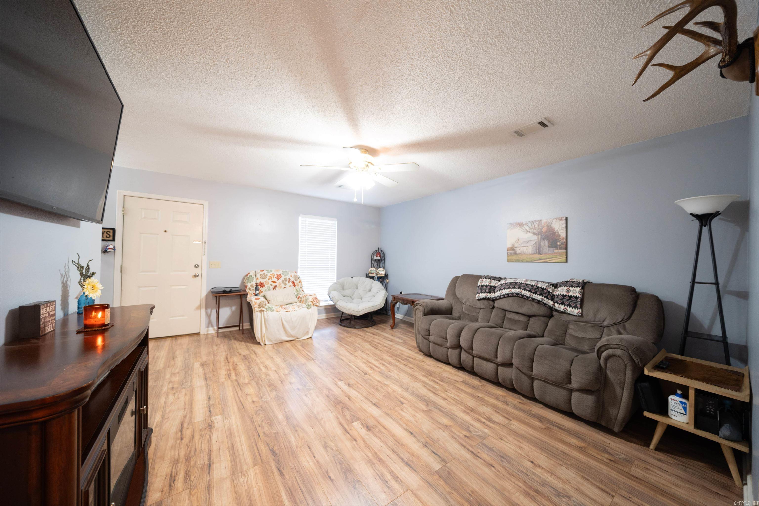 11 4th  Greenbrier, AR