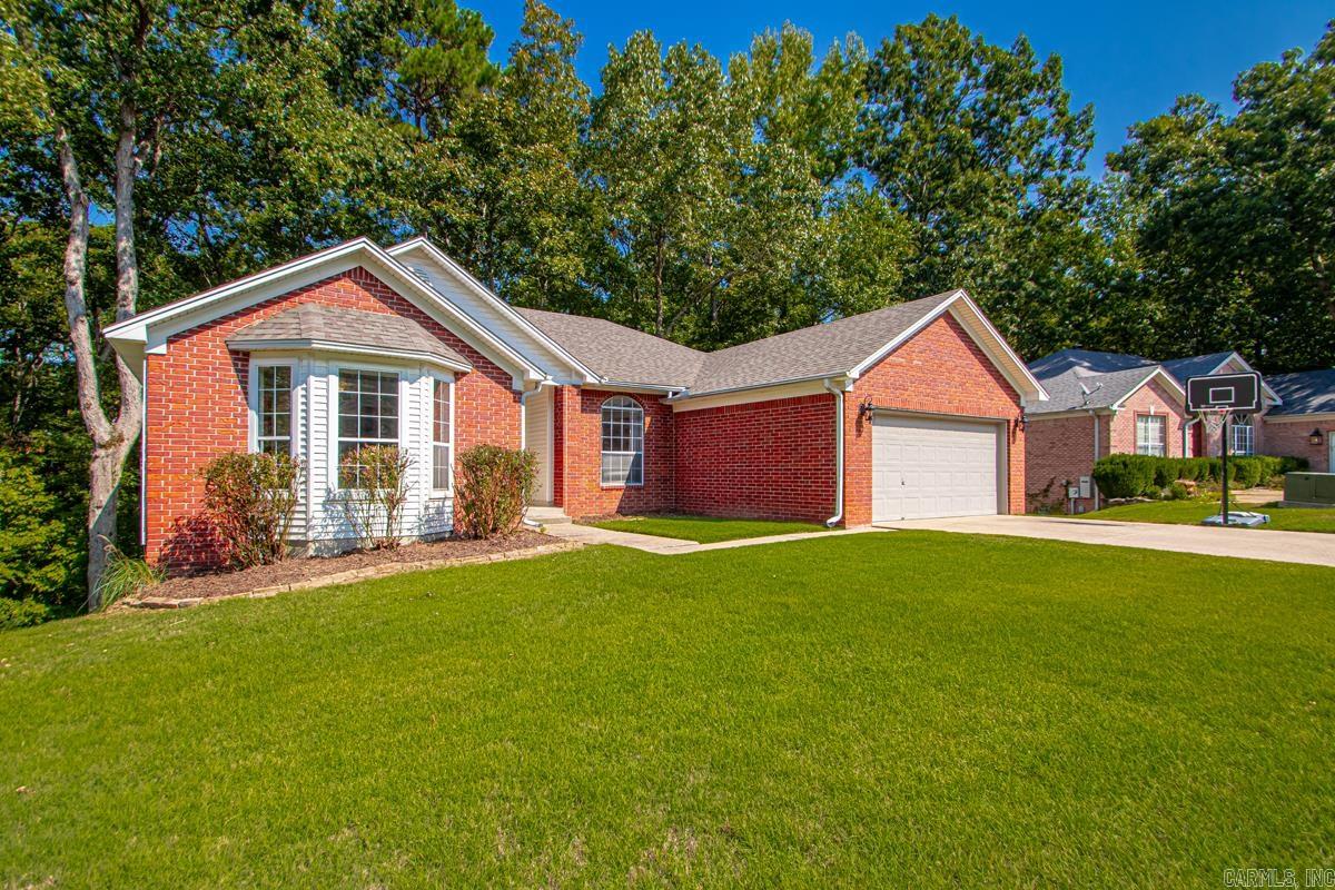 1213 River Oaks  Benton, AR