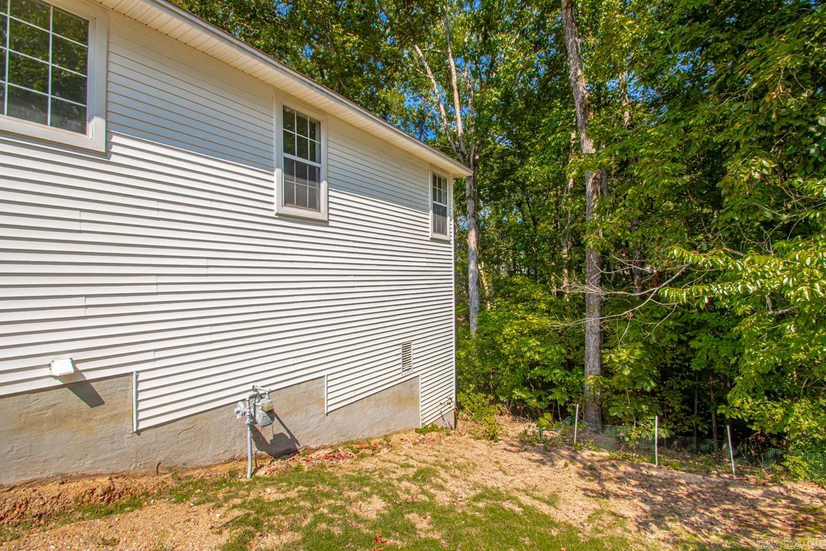1213 River Oaks  Benton, AR