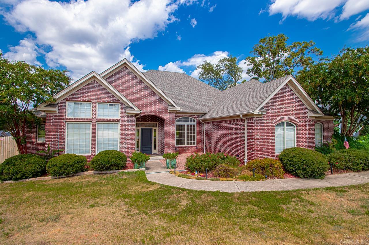 4040 Robinwood  Bryant, AR