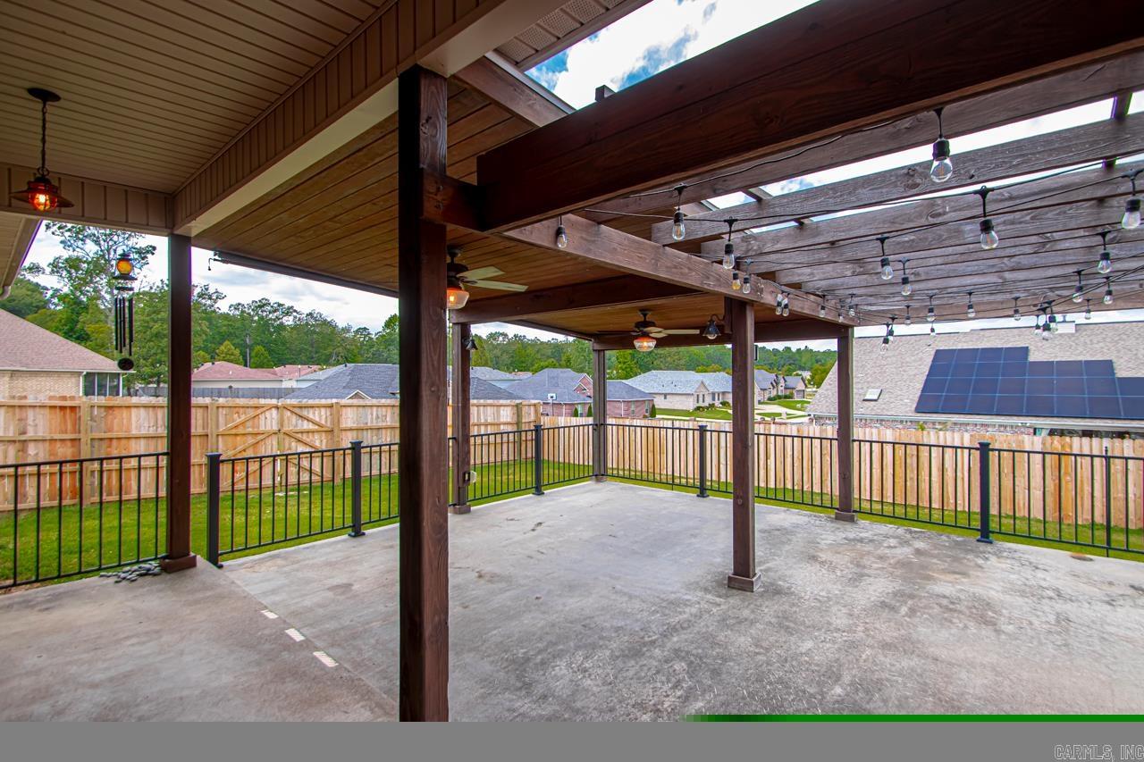 4040 Robinwood  Bryant, AR