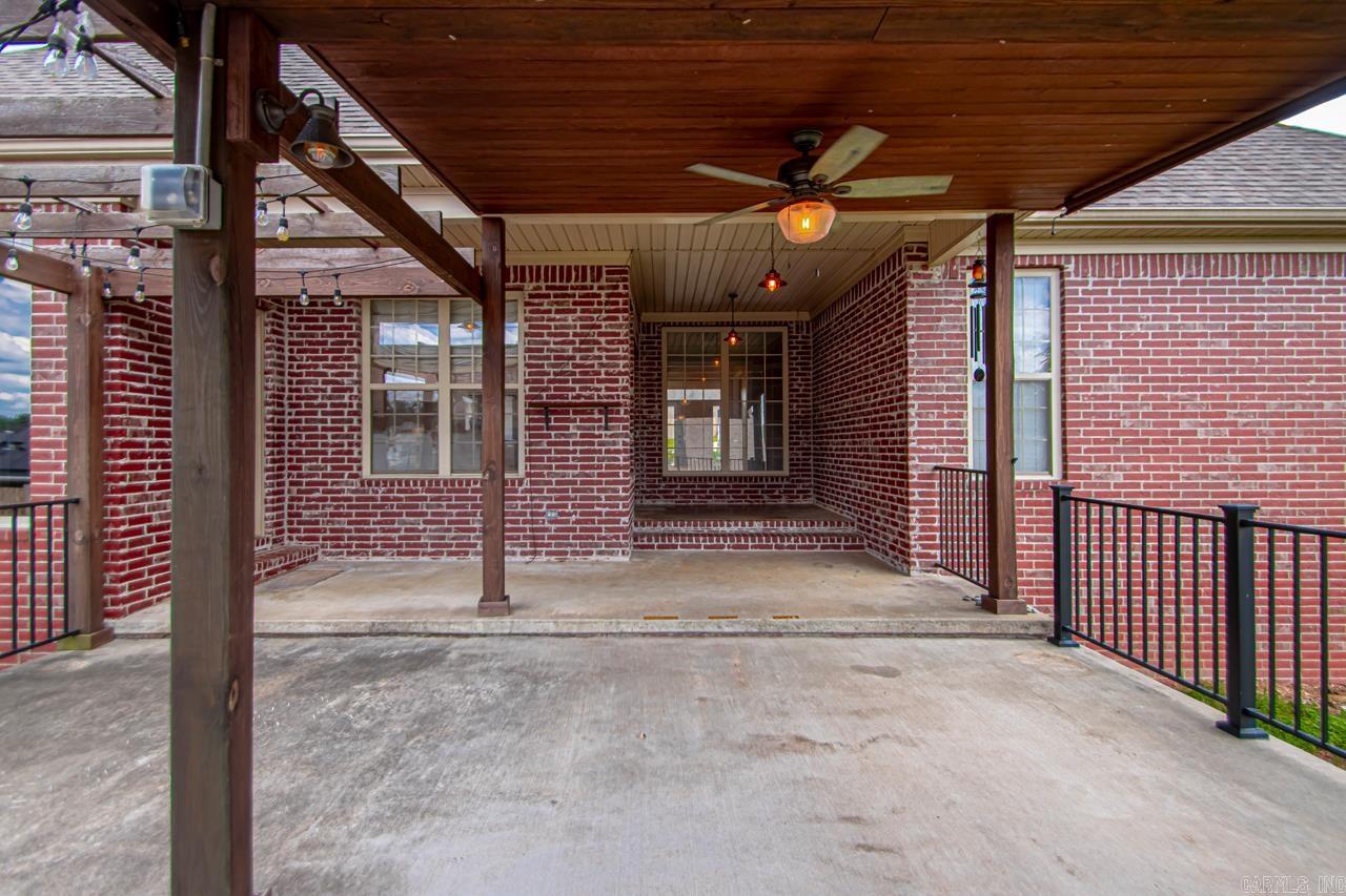 4040 Robinwood  Bryant, AR