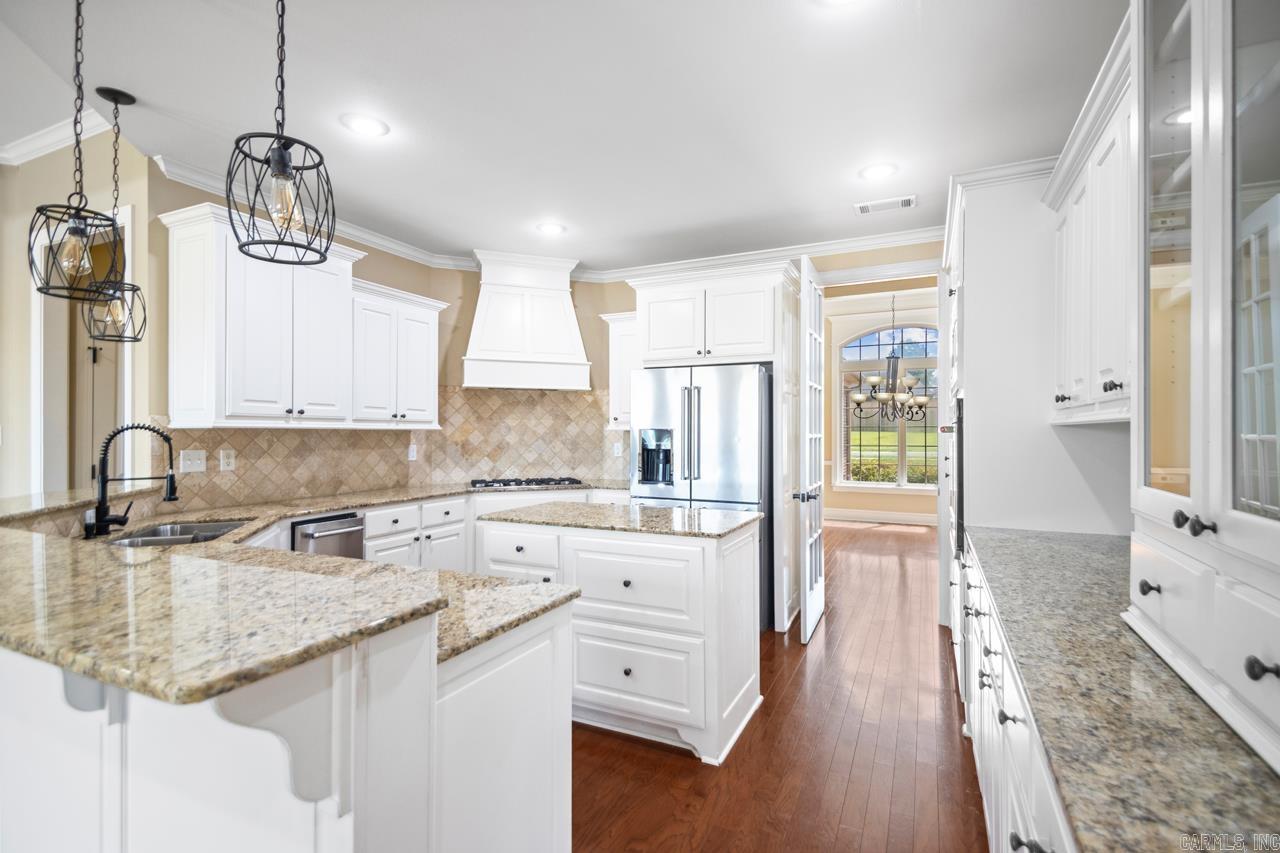 4040 Robinwood  Bryant, AR