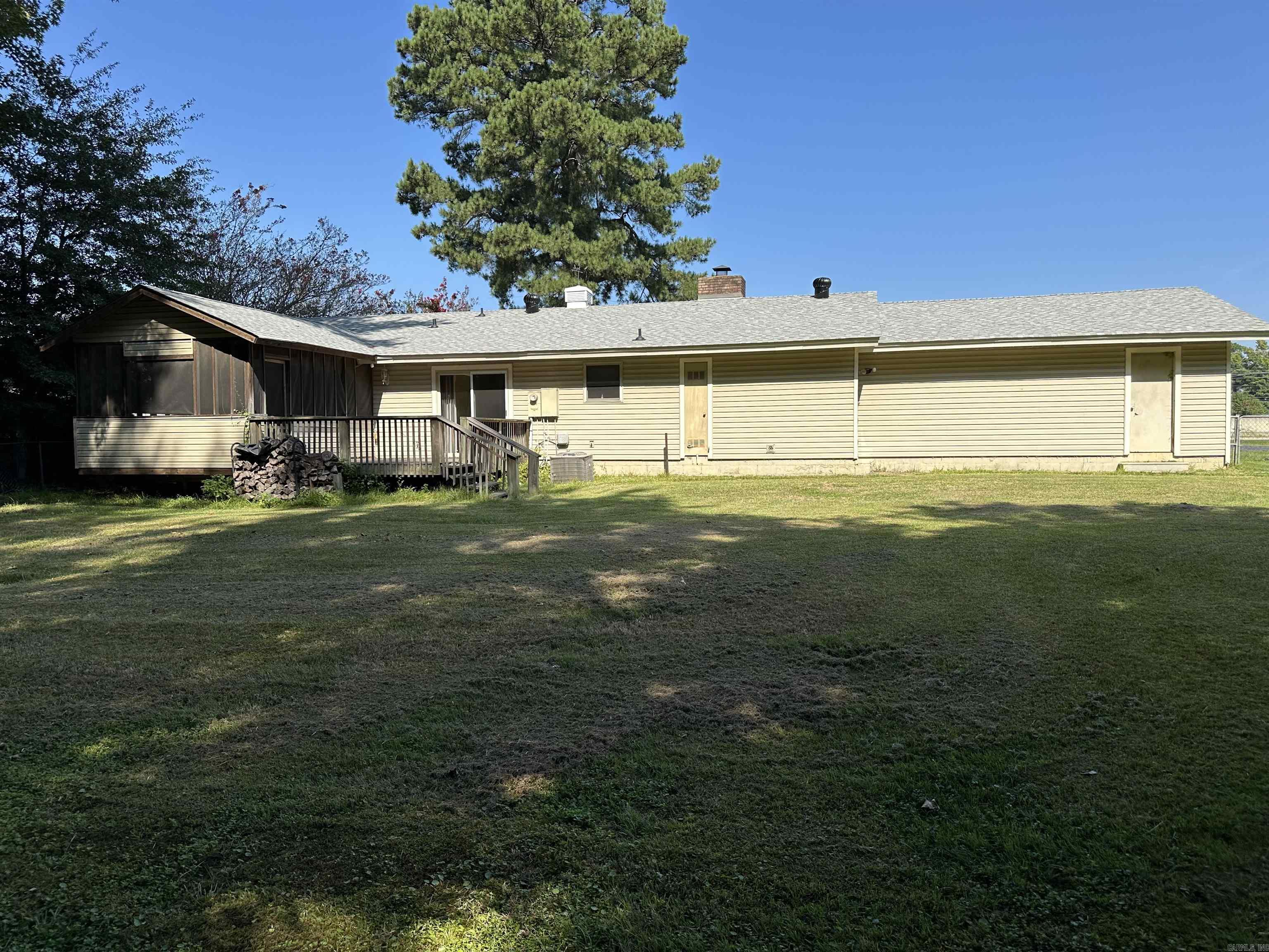 3005 TP White Drive  Jacksonville, AR