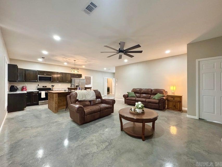 1400 Miller Creek  Batesville, AR