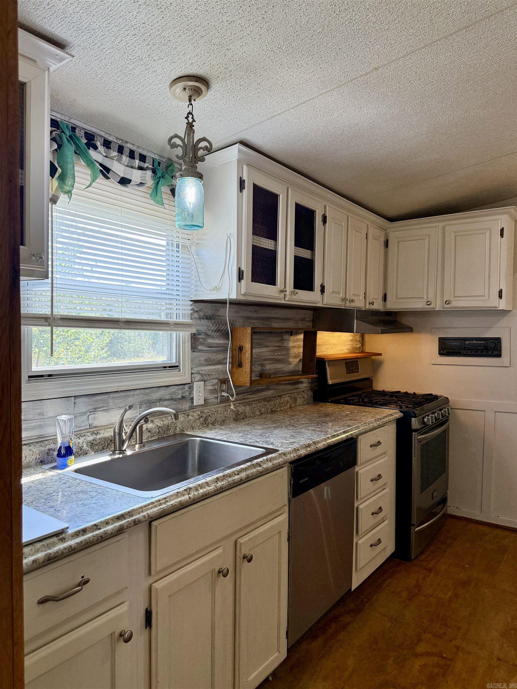 303 Bee Branch  Quitman, AR