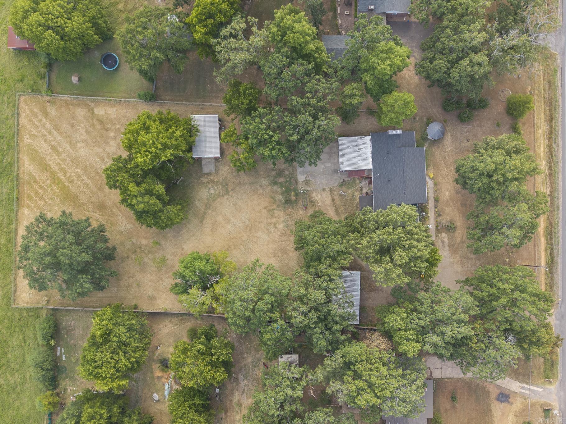 607 W Main  Charleston, AR