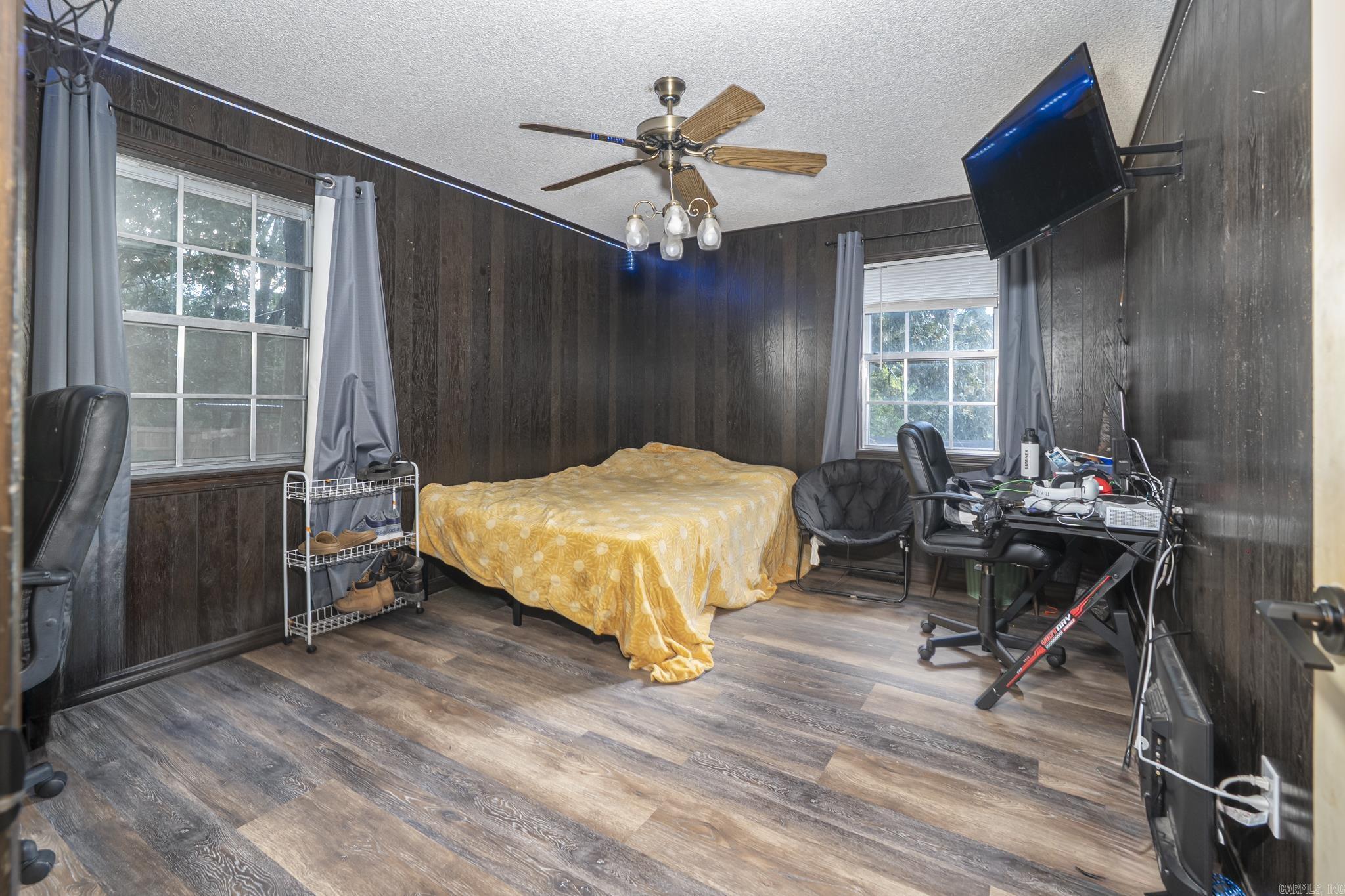 607 W Main  Charleston, AR