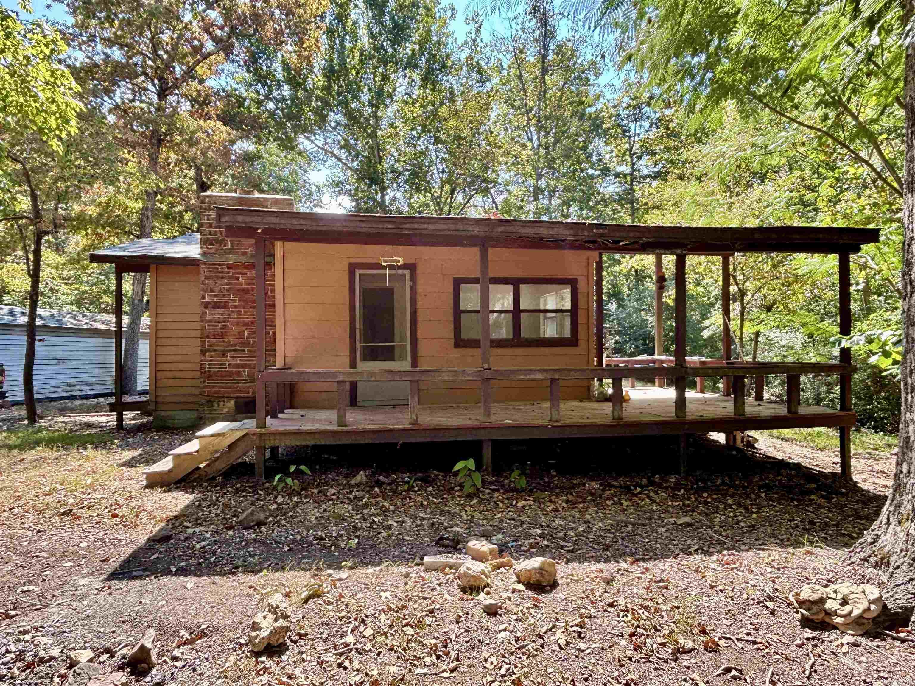 1 Buckboard Ln  Williford, AR