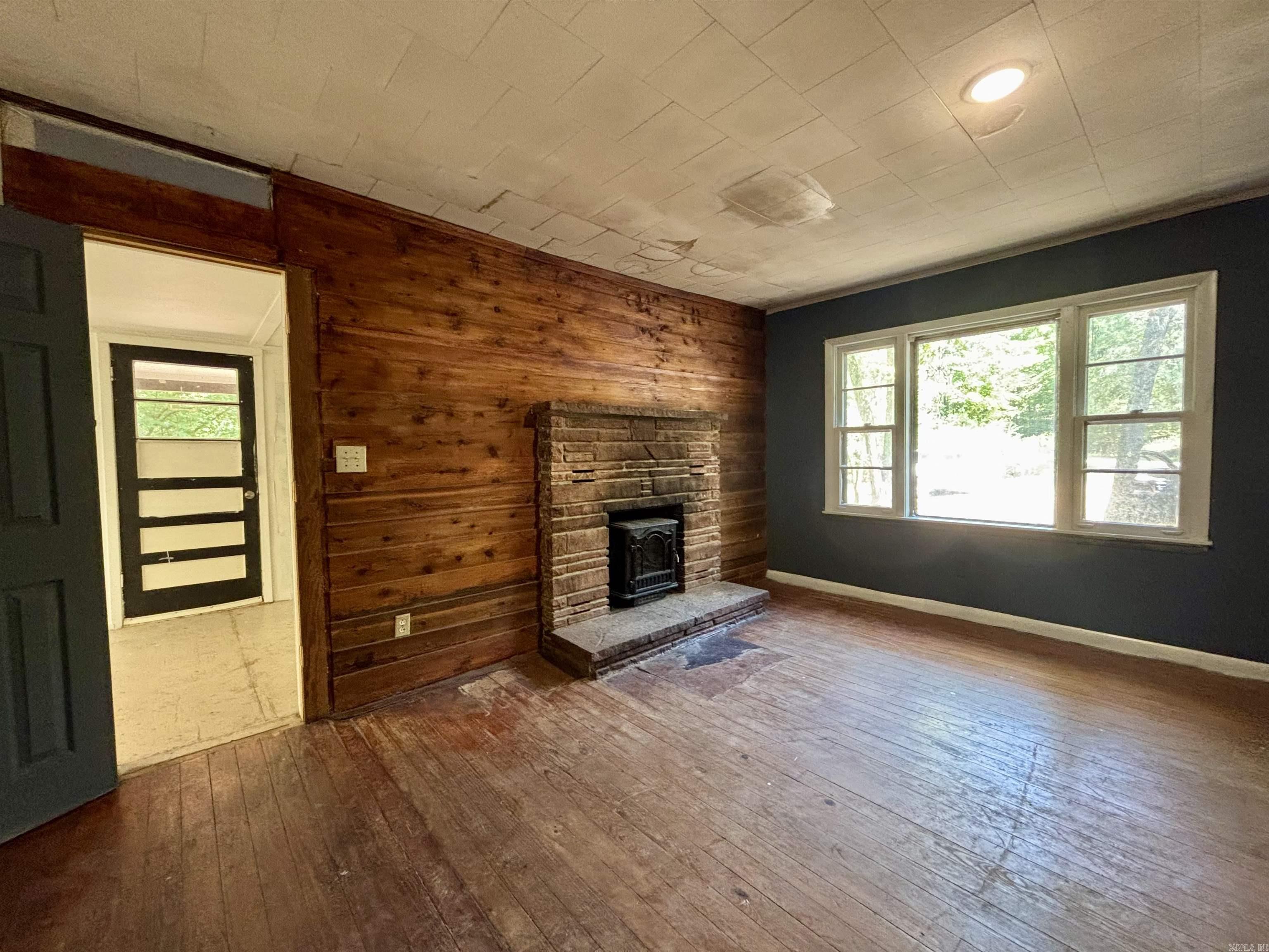 1 Buckboard Ln  Williford, AR