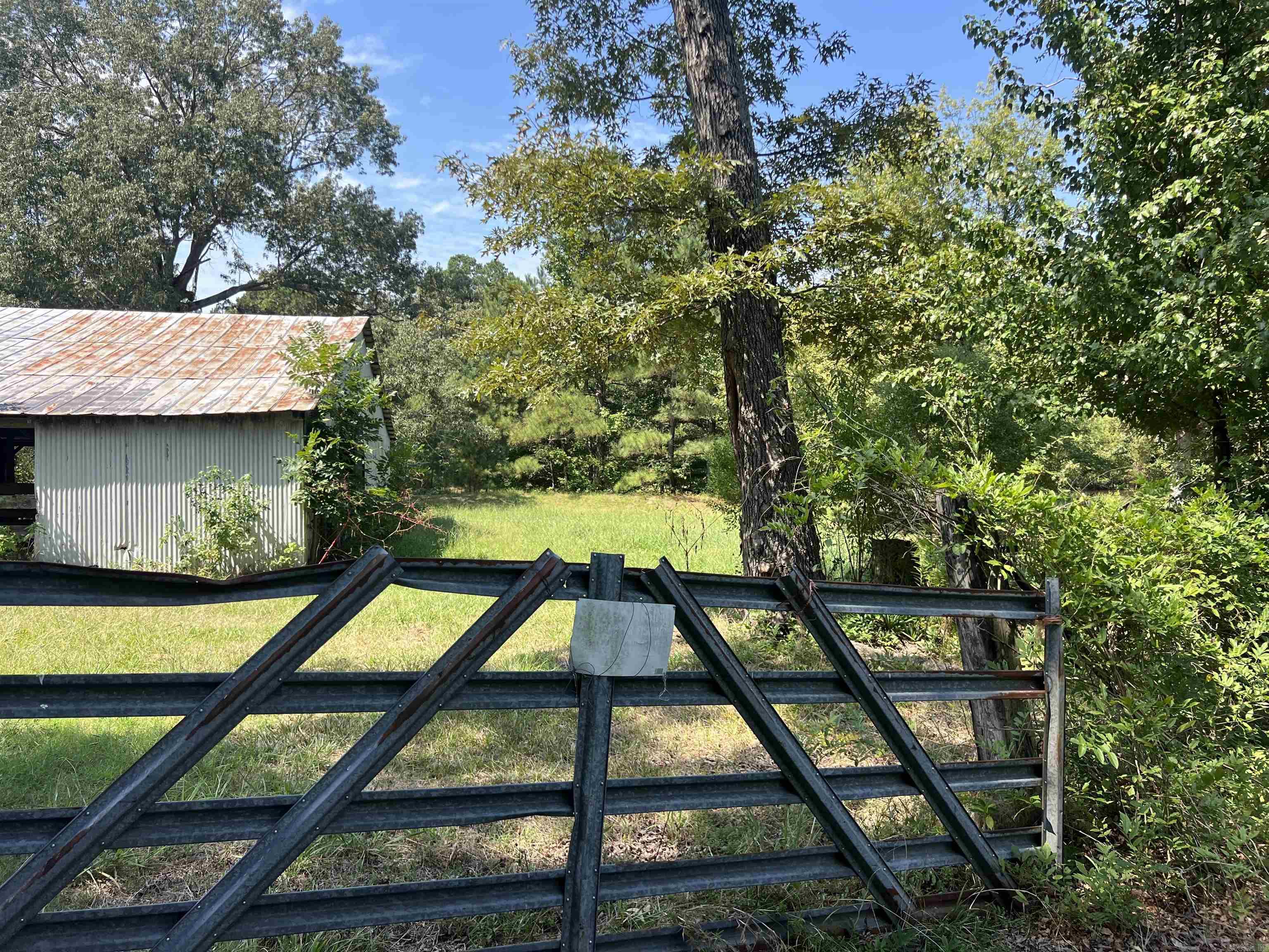 412 Highway 104  White Hall, AR